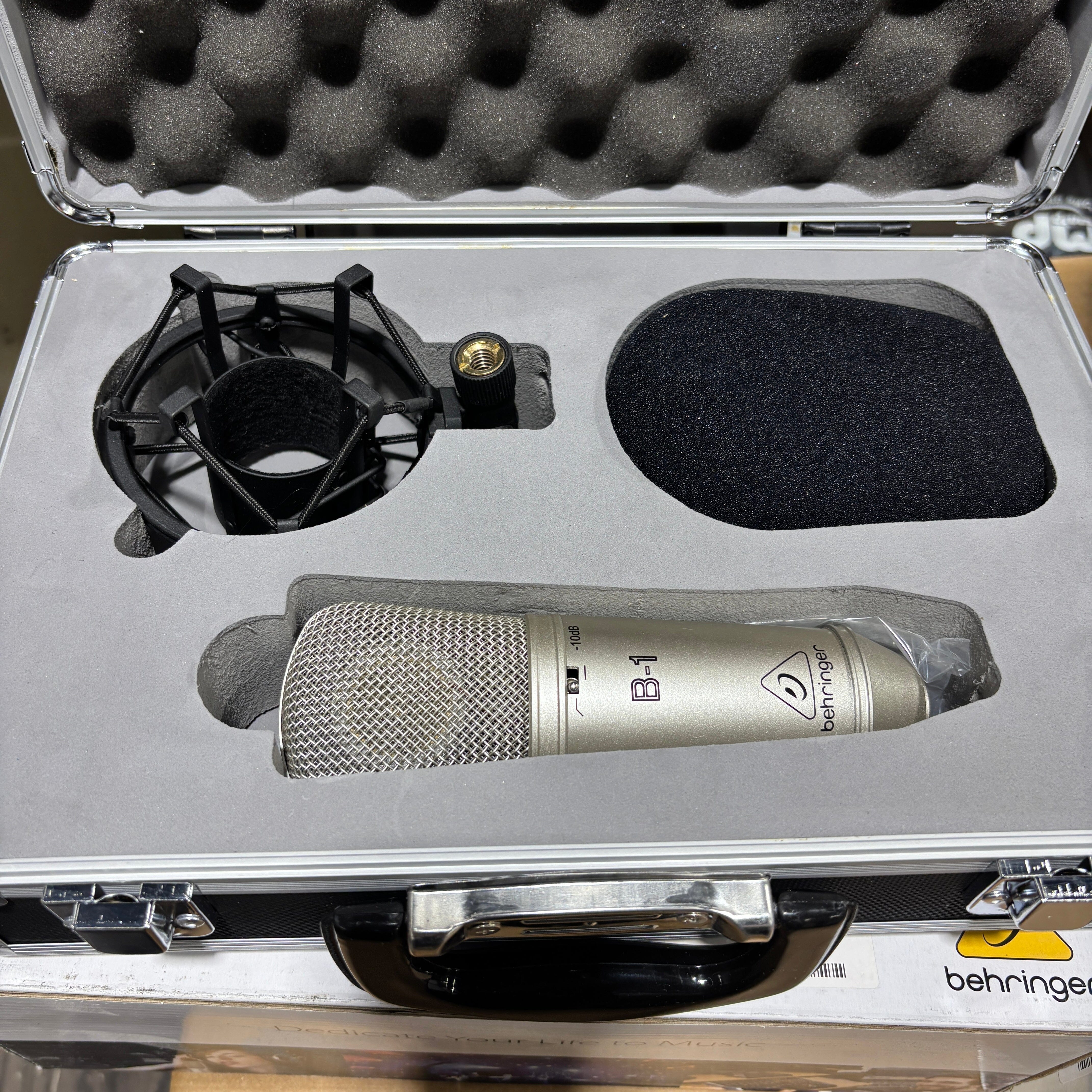 Behringer B1 Large Diaphragm Condenser Mic Pair drum kit Behringer