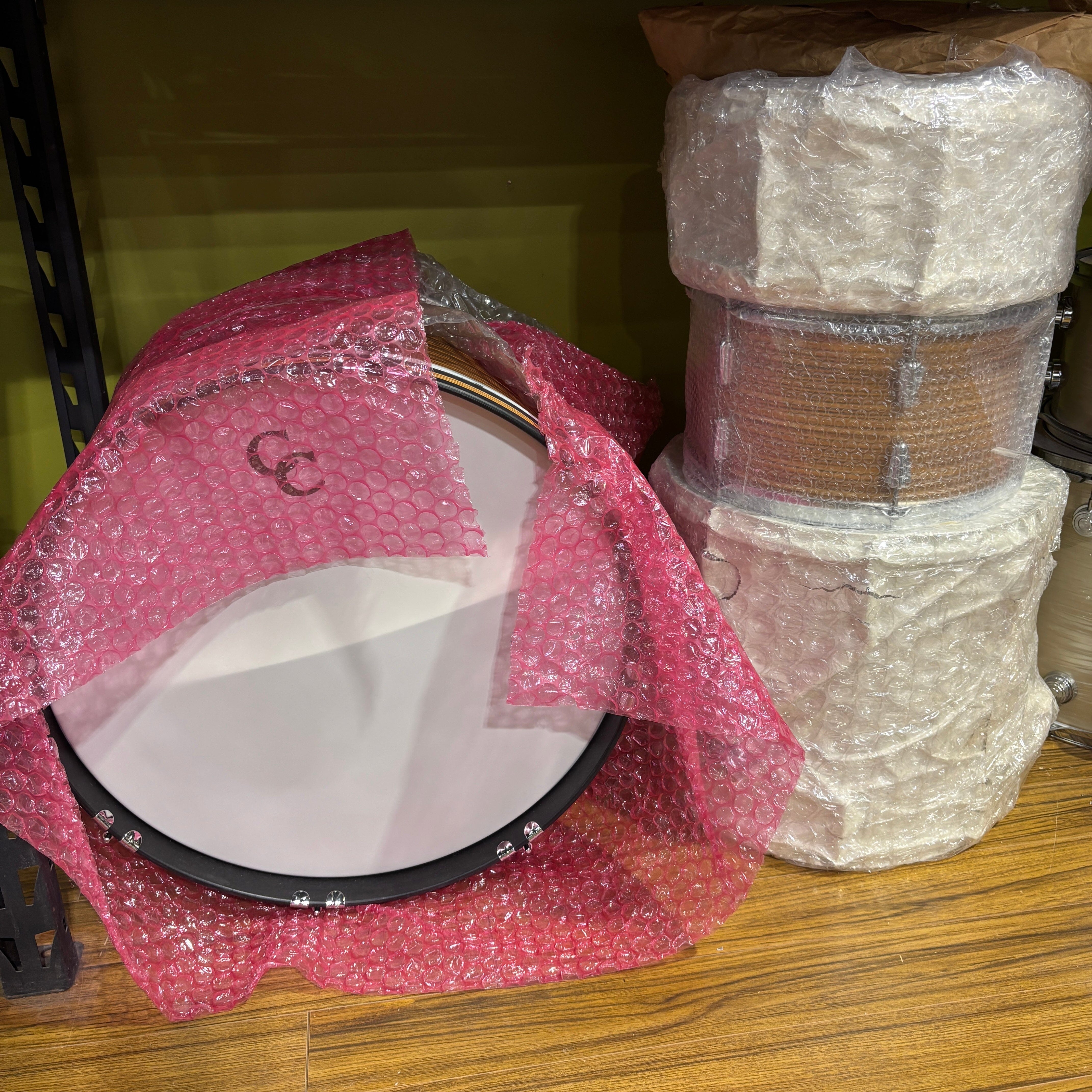 C&C Gladtsone 7 Ply 22/13/16 Peanut Butter Swirl CONSIGNMENT DRUM KIT C&C