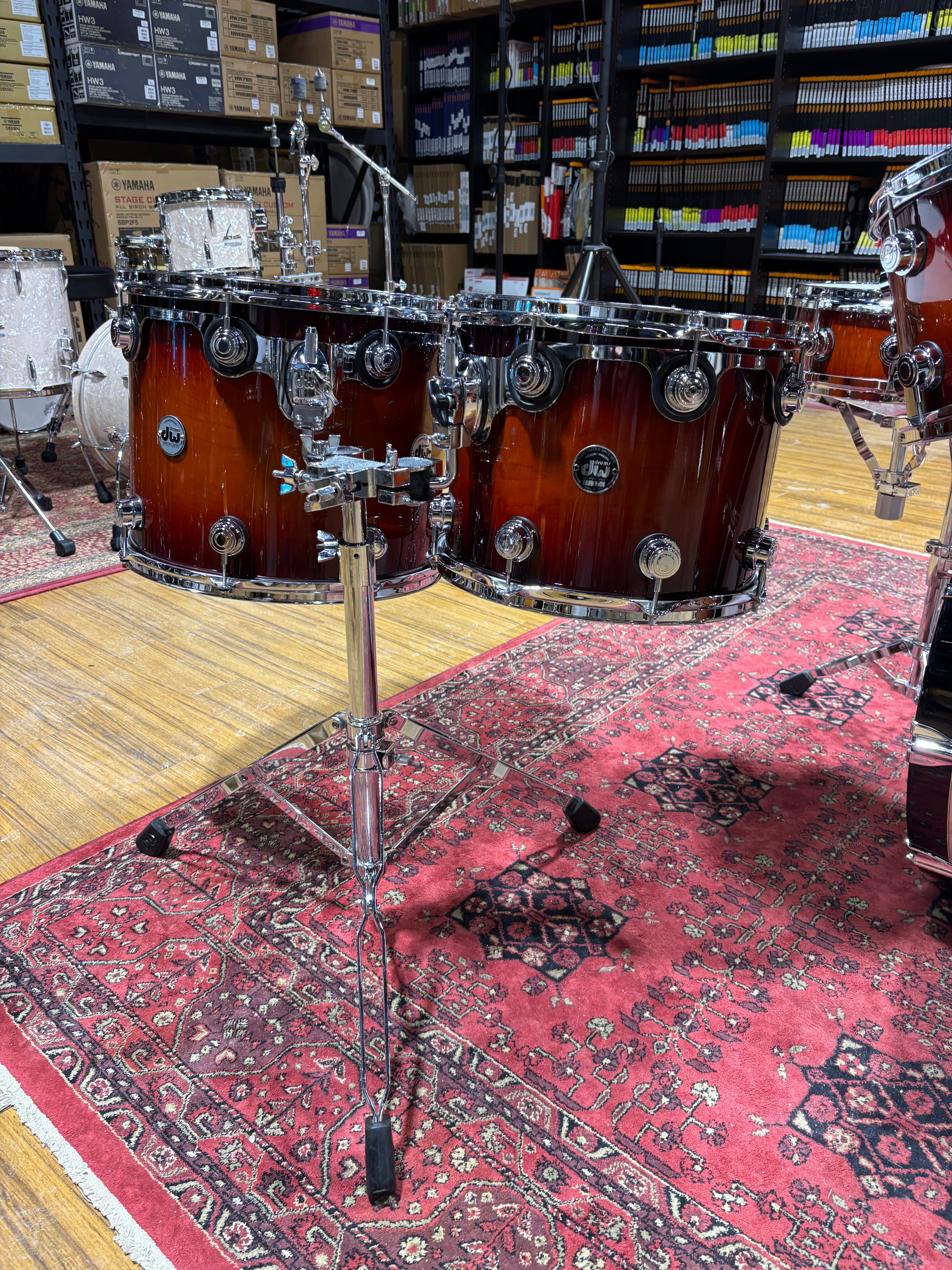 DW Collectors Maple Amber Tobacco Burst 2001 CONSIGNMENT DRUM KIT DRUM WORKSHOP INC