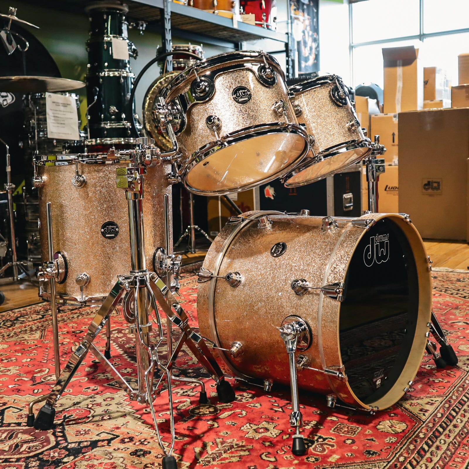 DW Performance Series in Bermuda Sparkle 18/10/12/14 drum kit DW