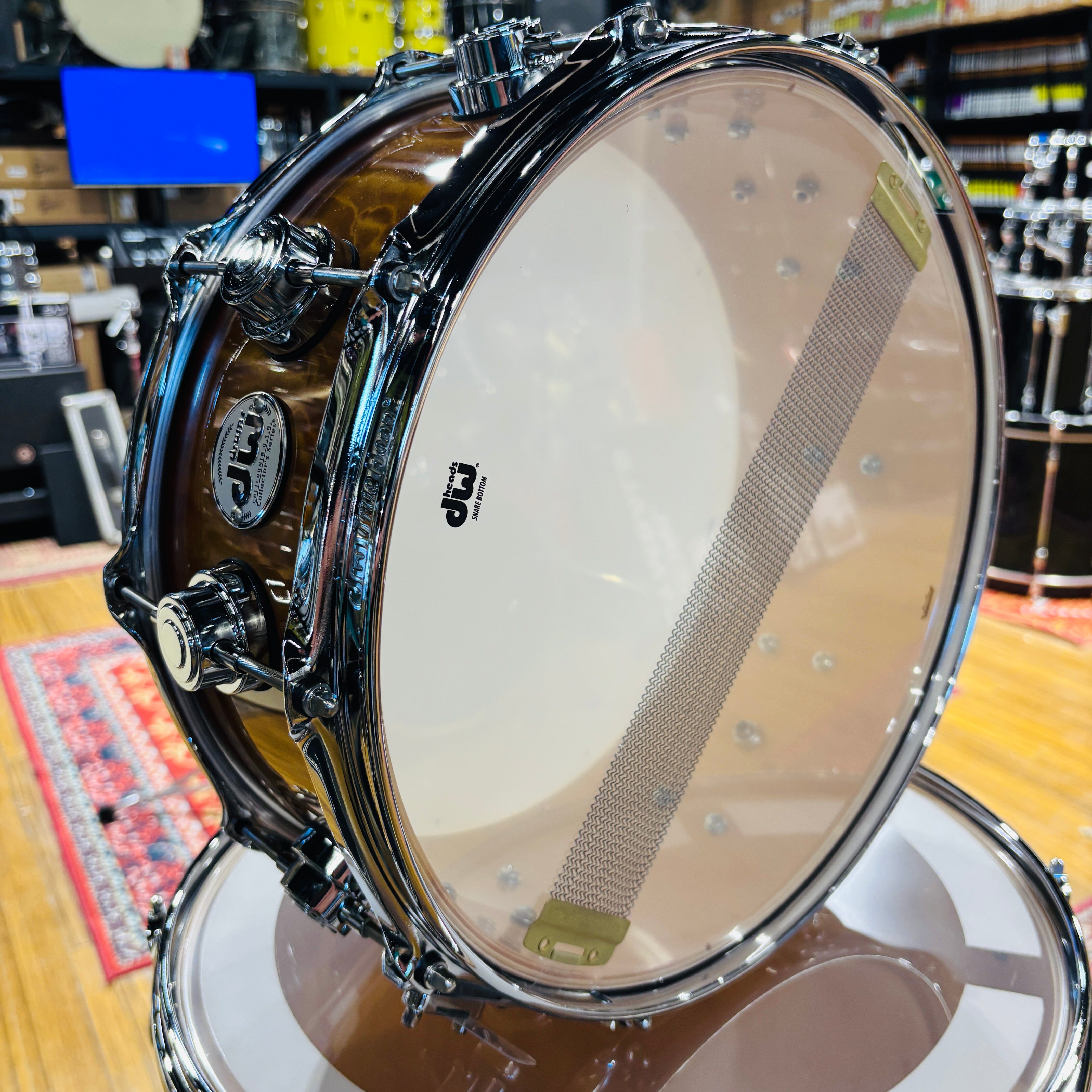 DW Quilted Maple Almond Burst Snare (DR365514SSC) NEW SNARE DRUMS DW