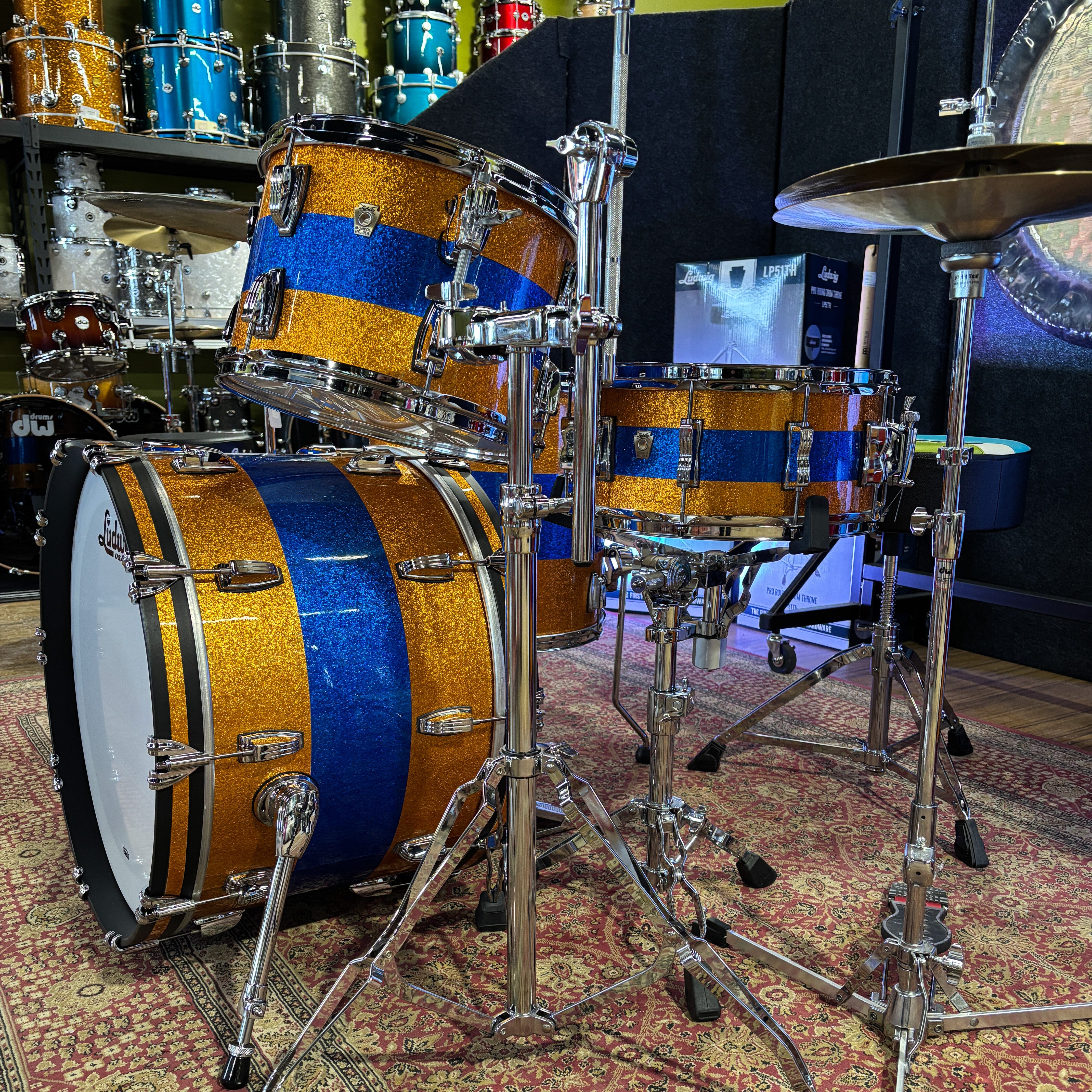Ludwig Classic Maple Limited Edition 3-Piece Shell Kit, Blue Gold Blue Sparkle (L84233AX3AWC) NEW DRUM KIT LUDWIG