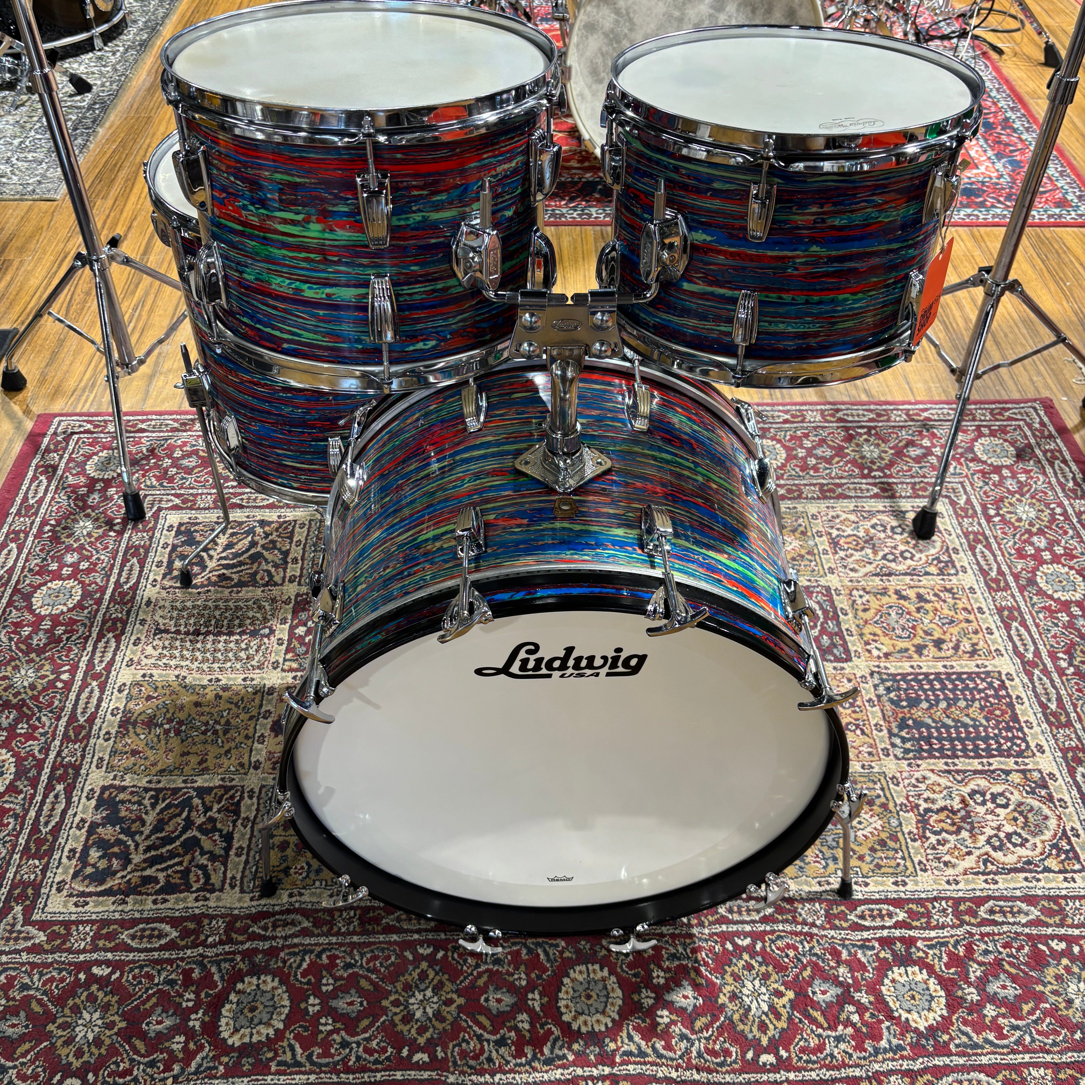 Ludwig Hollywood outfit in Psychedelic Red Pearl USED DRUM KIT LUDWIG