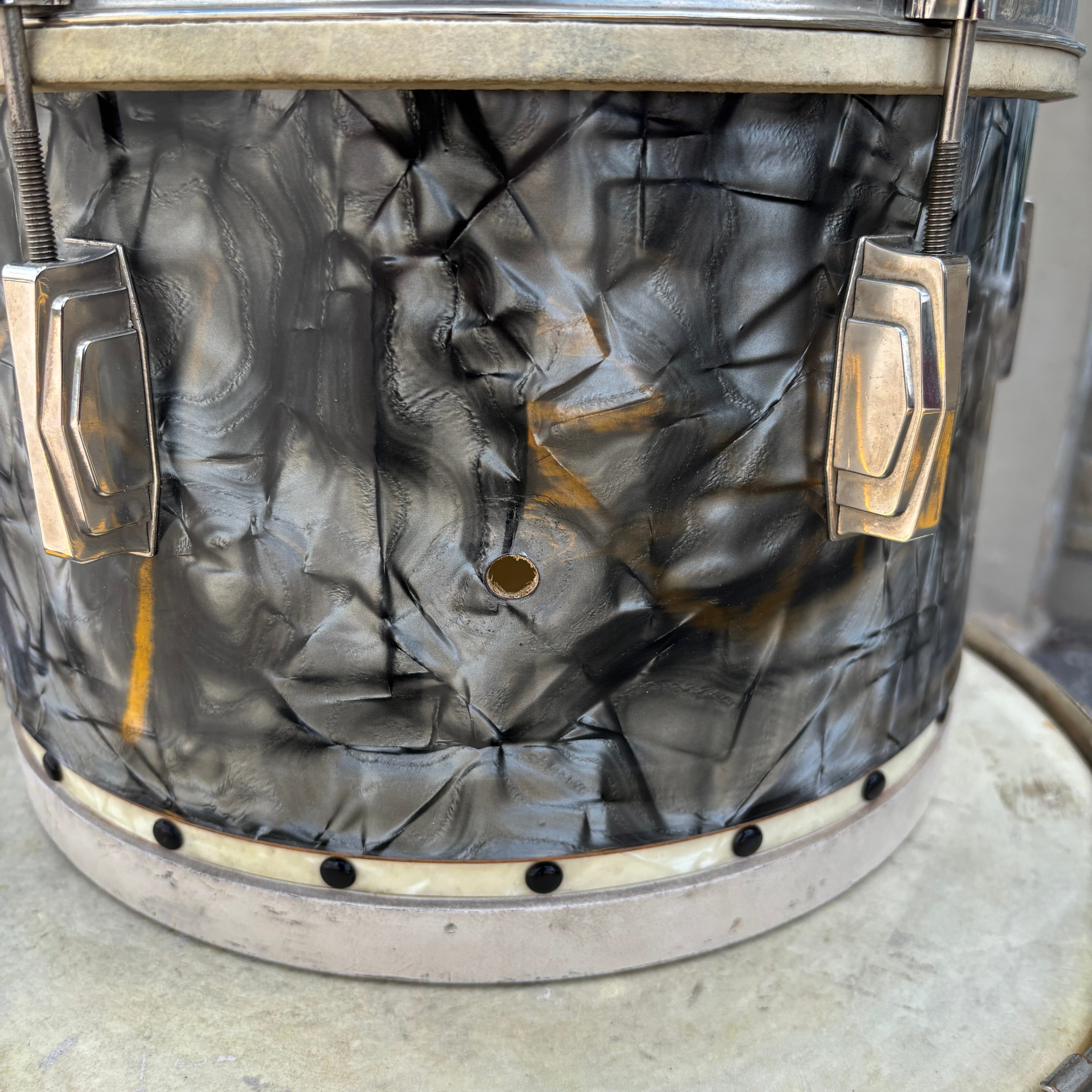 Ludwig & Ludwig No. 1027PV and No. 1028PV 1940s tacked-bottom toms in Black Diamond Pearl USED DRUM KIT Ludwig and Ludwig