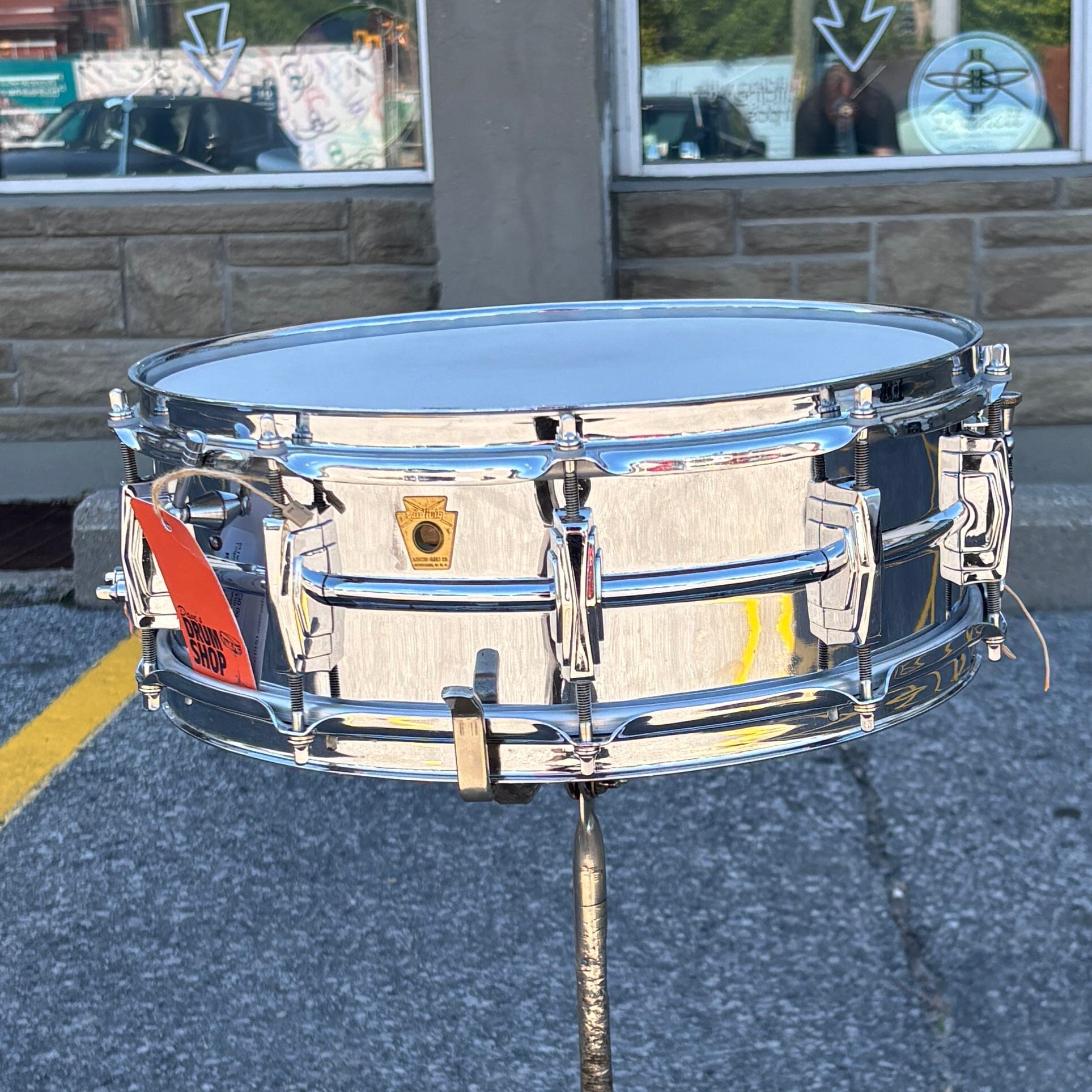 Ludwig No. 400 “Super Ludwig” 5x14 Chrome Over Brass Snare Drum USED SNARE DRUMS LUDWIG