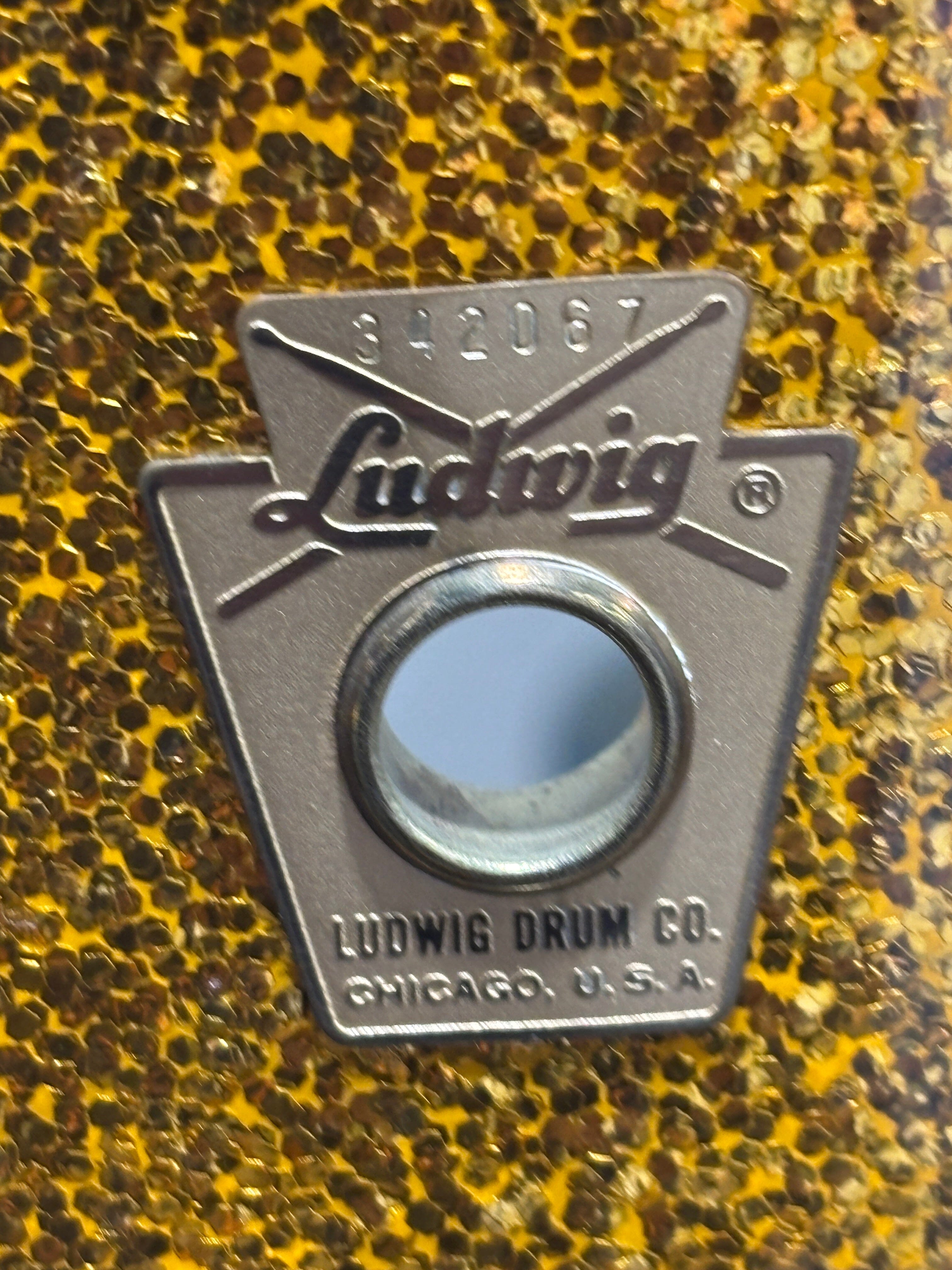Ludwig Super Classic Gold Sparkle 1966 Collector Grade CONSIGNMENT DRUM KIT LUDWIG