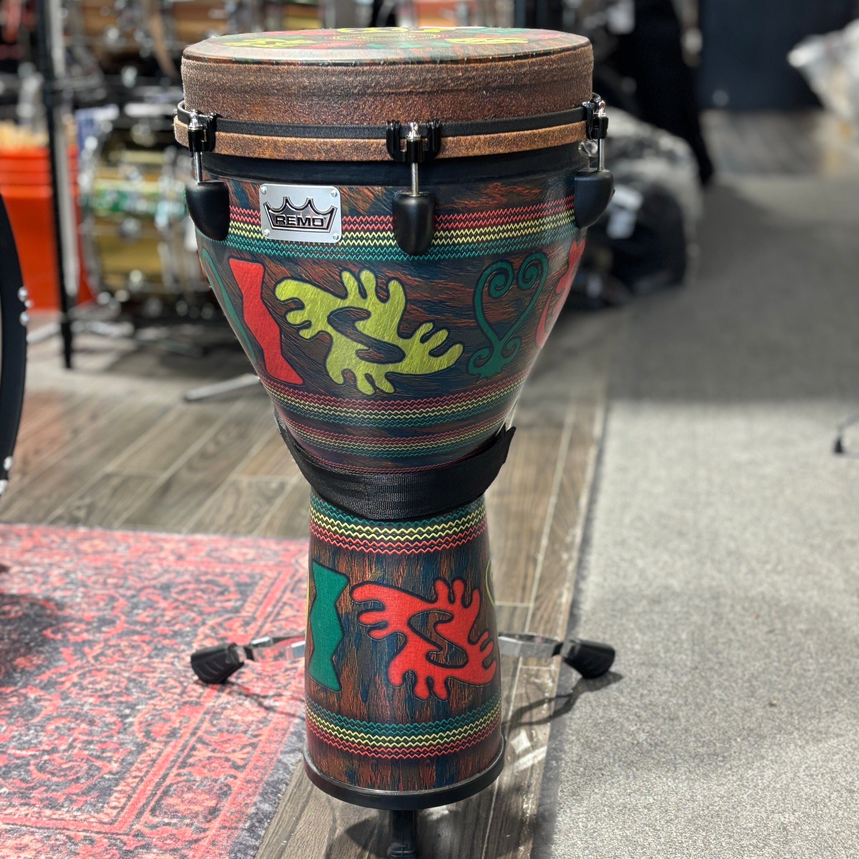 Remo 12" Djembe with Skyndeep synthetic head CONSIGNMENT PERCUSSION Remo