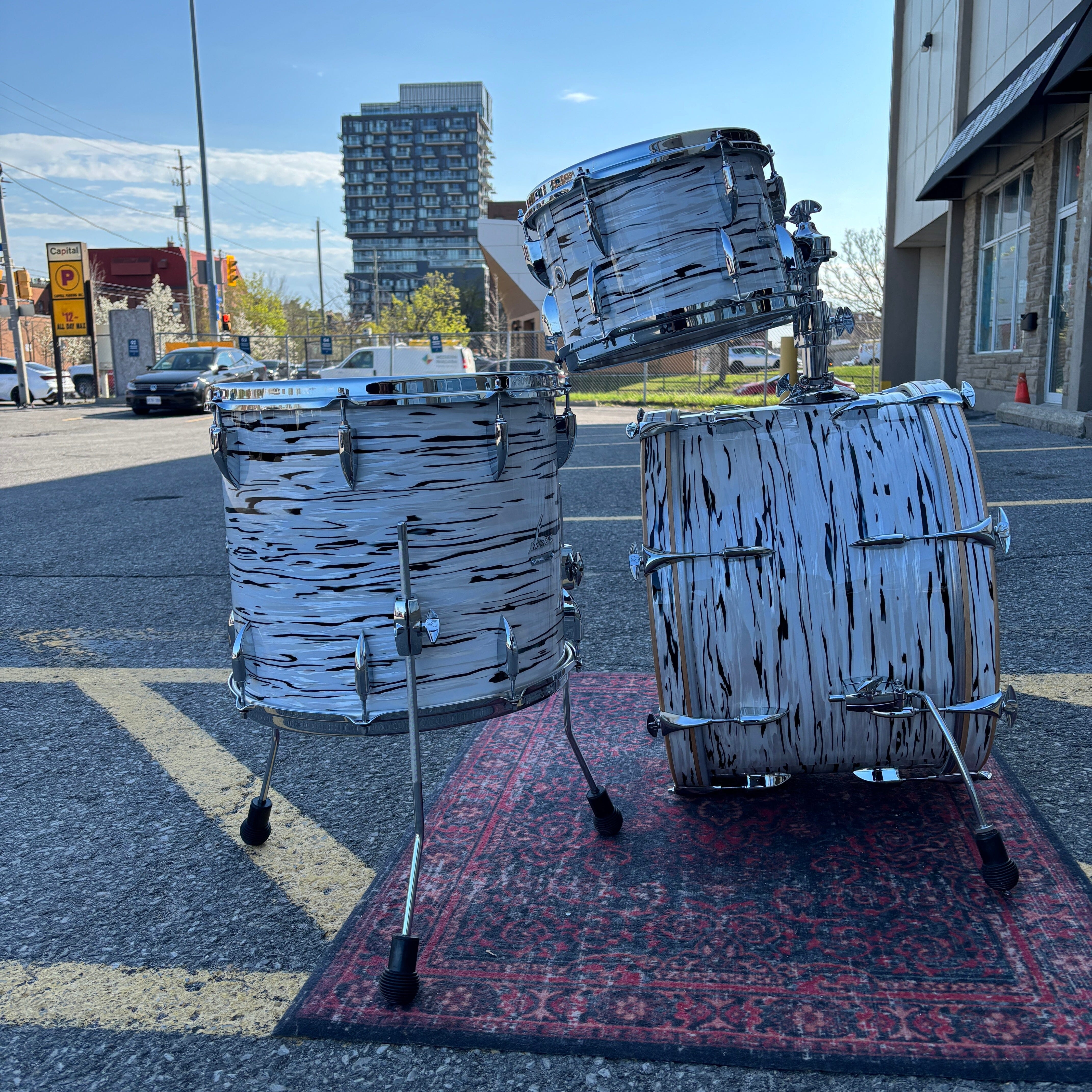 Sonor Vintage Shell Set 22/10/12/16, White Oyster (VT-422SHELLS-WM-SSE20) NEW DRUM KIT Sonor