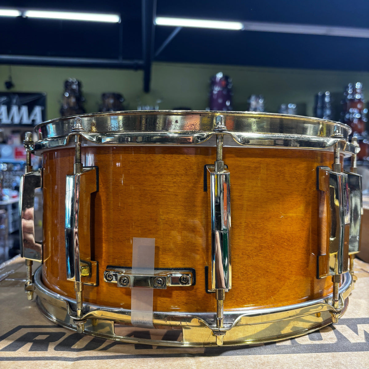 Used Pearl Custom Classic One-Piece Solid Maple Snare Drum Made in Japan Early 1990s CONSIGNMENT DRUM KIT Pearl