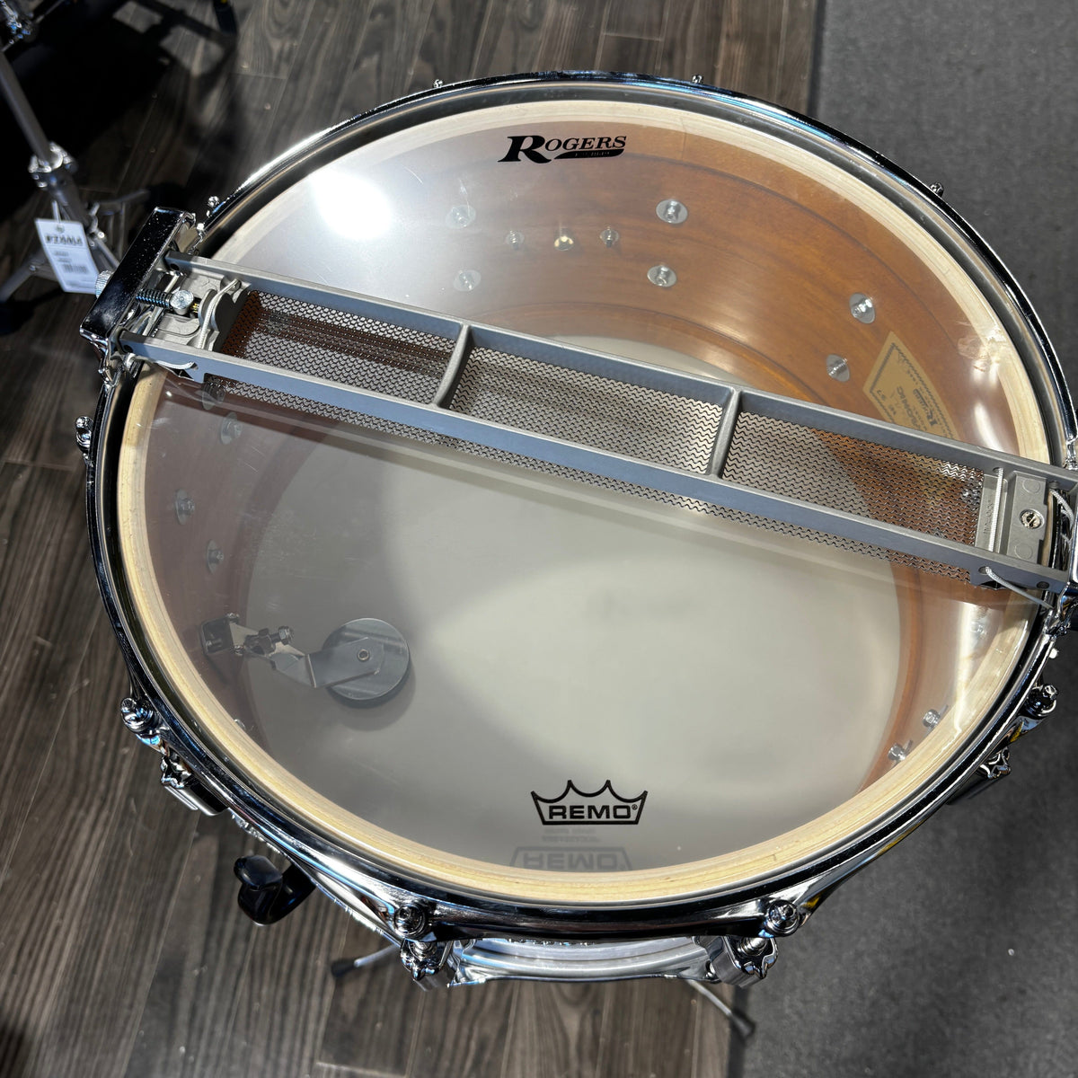 Used Rogers Dyna-Sonic 6.5 x 14 Snare Drum White Marine Pearl USED SNARE DRUMS Rogers USA