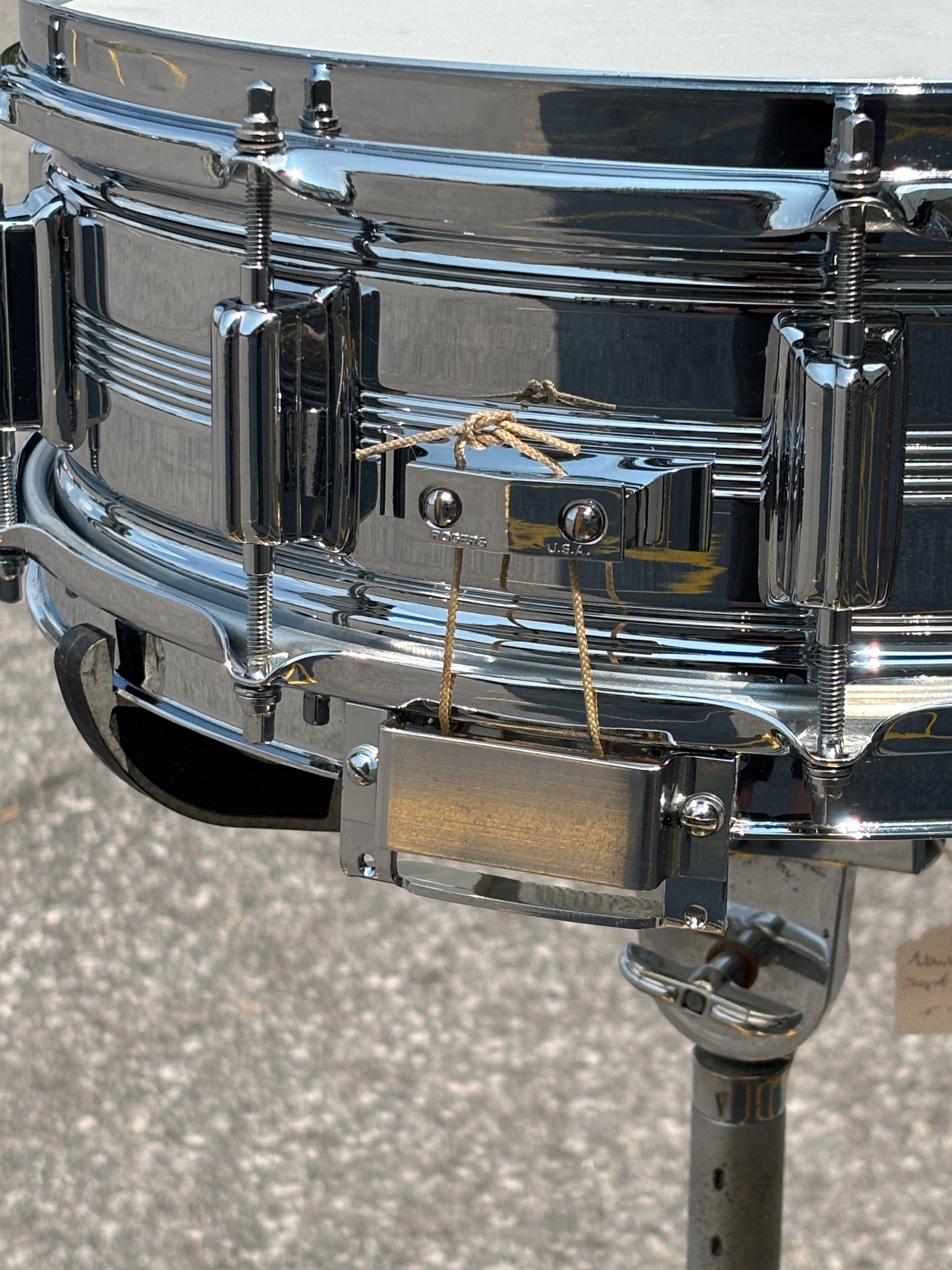 Vintage 1968–69 Rogers Dyna-Sonic 5x14" Chrome-Over-Brass Snare Drum USED SNARE DRUMS Rogers