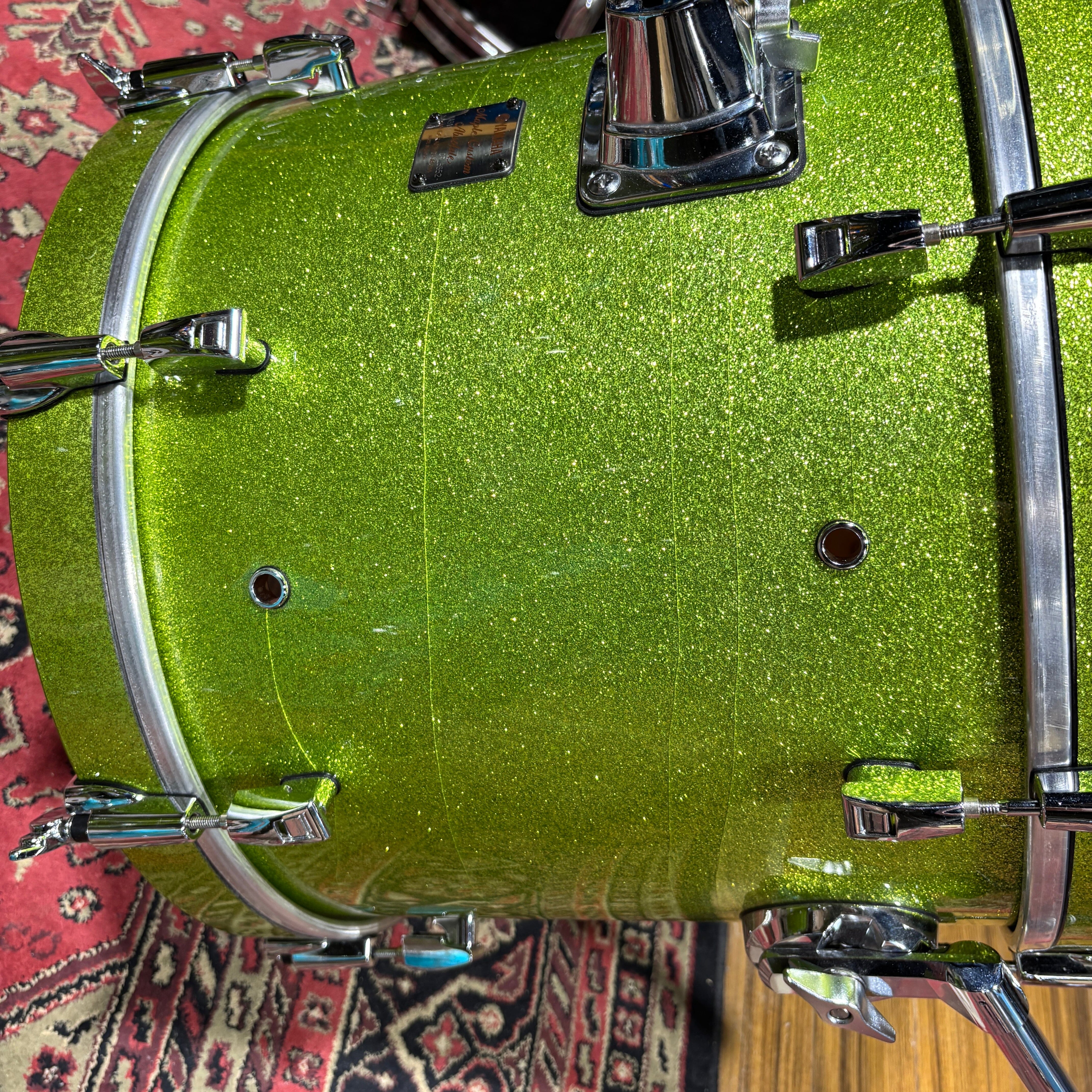 Yamaha Maple Custom Absolute White Grape Sparkle 18/10/12/14 CONSIGNMENT DRUM KIT Yamaha