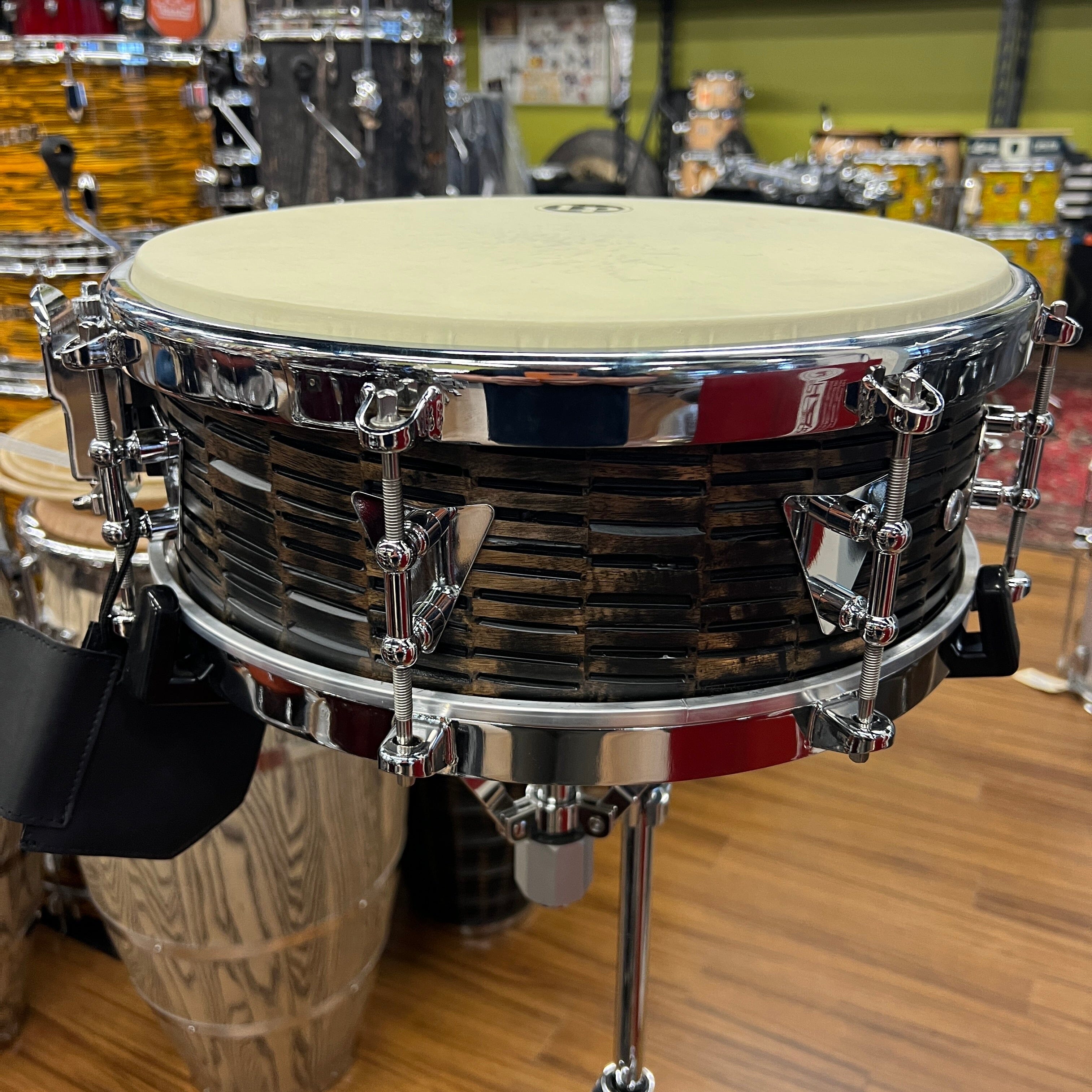 LP® PEDRITO MARTINEZ 5 ½” X 14” DEEP CUT MANGO HAND SNARE (LP5514-PM) drum kit LP