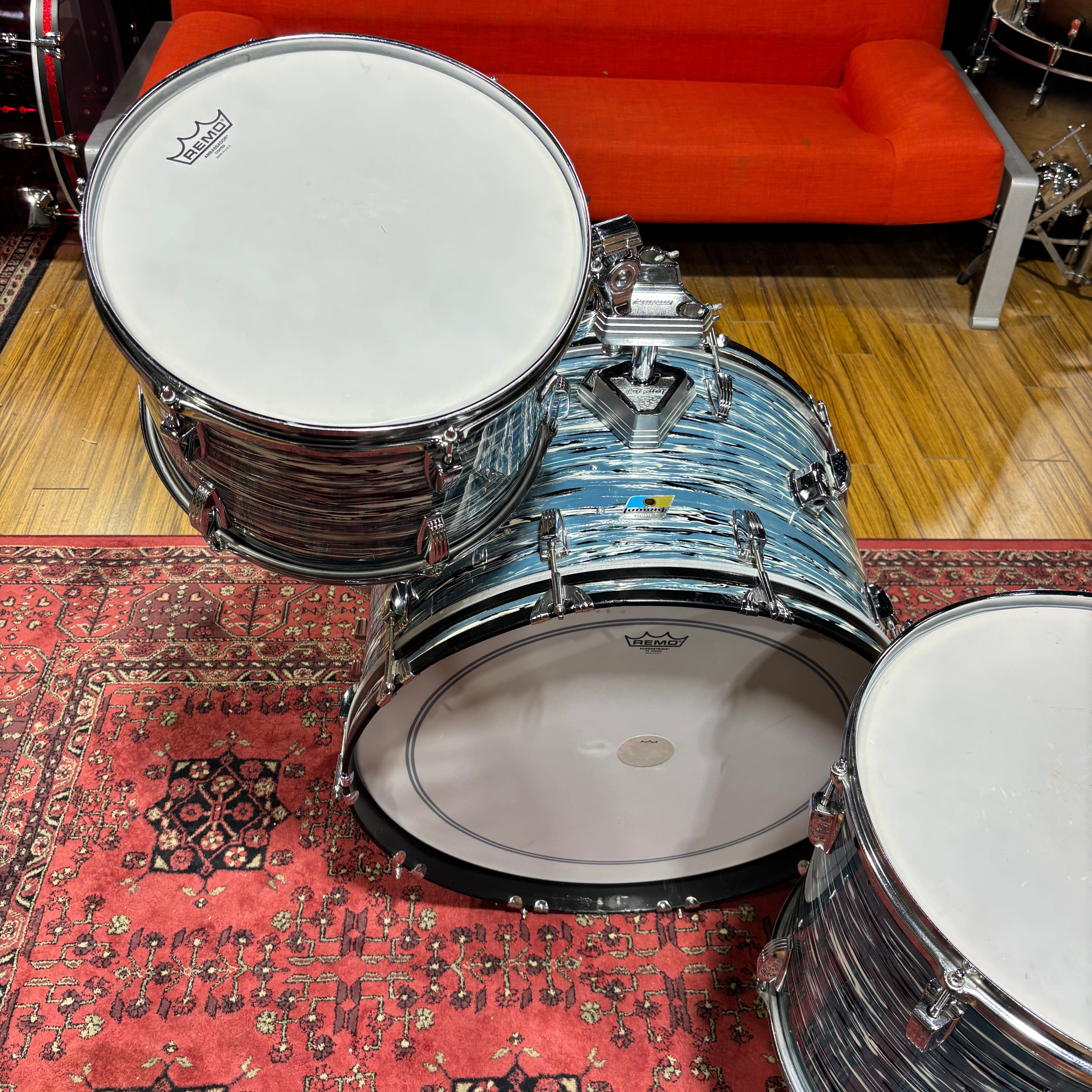 1970s Ludwig Blue Oyster “Bowling Ball” 24/13/16/18 Drum Kit 1972/Mid-'70s CONSIGNMENT DRUM KIT LUDWIG 