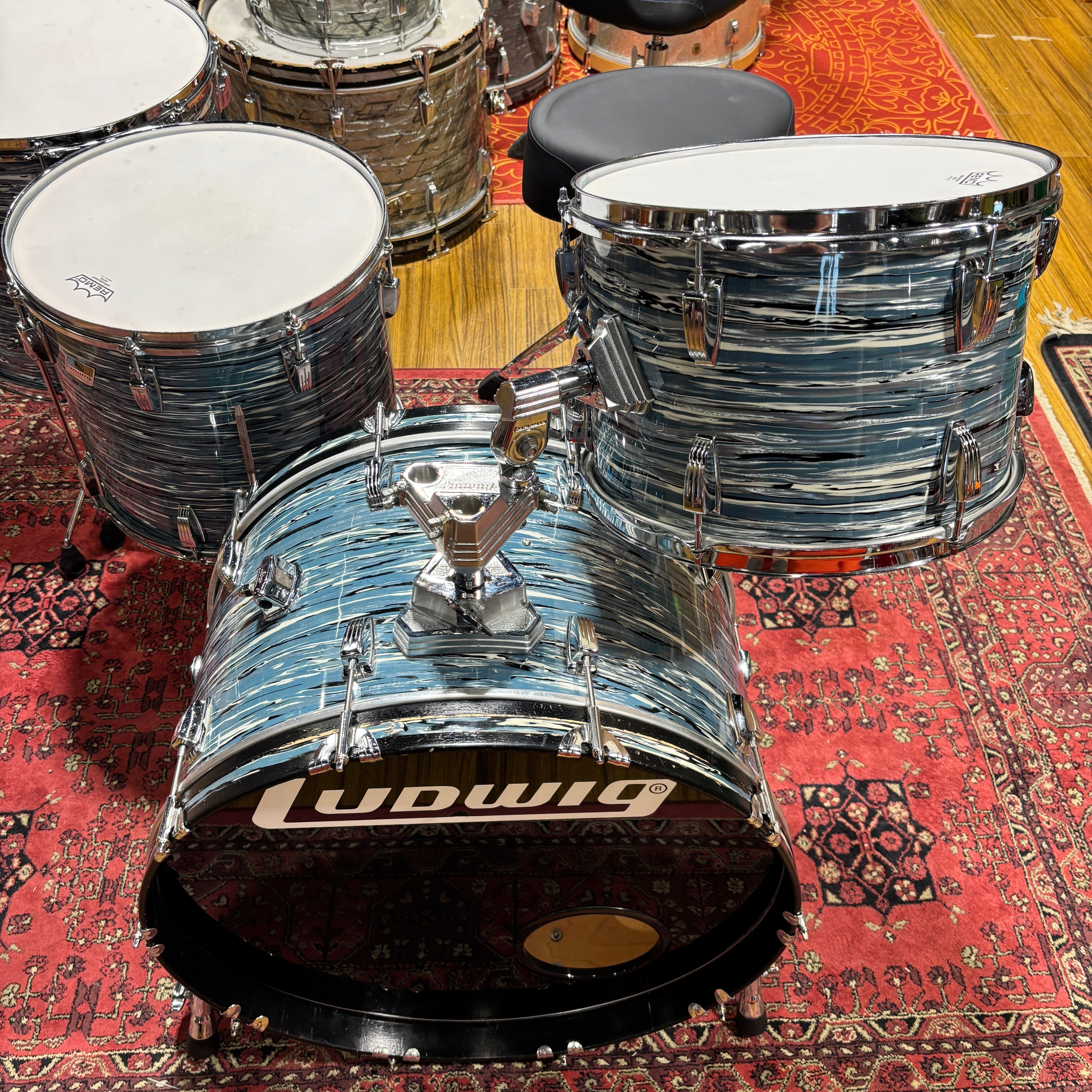1970s Ludwig Blue Oyster “Bowling Ball” 24/13/16/18 Drum Kit 1972/Mid-'70s CONSIGNMENT DRUM KIT LUDWIG 