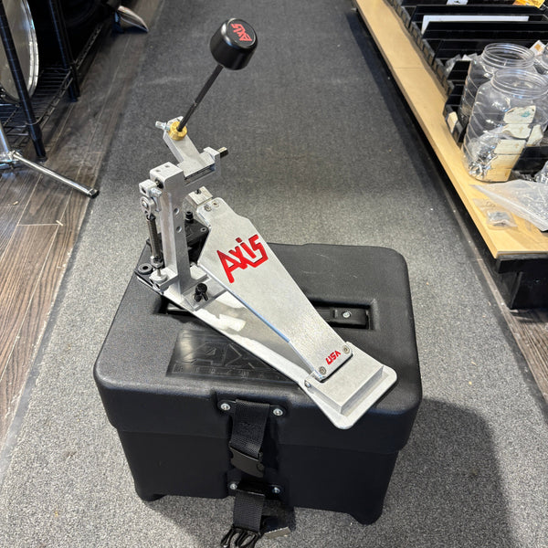 Axis Single Pedal X Cam with Case and Doc O Matic from AXIS