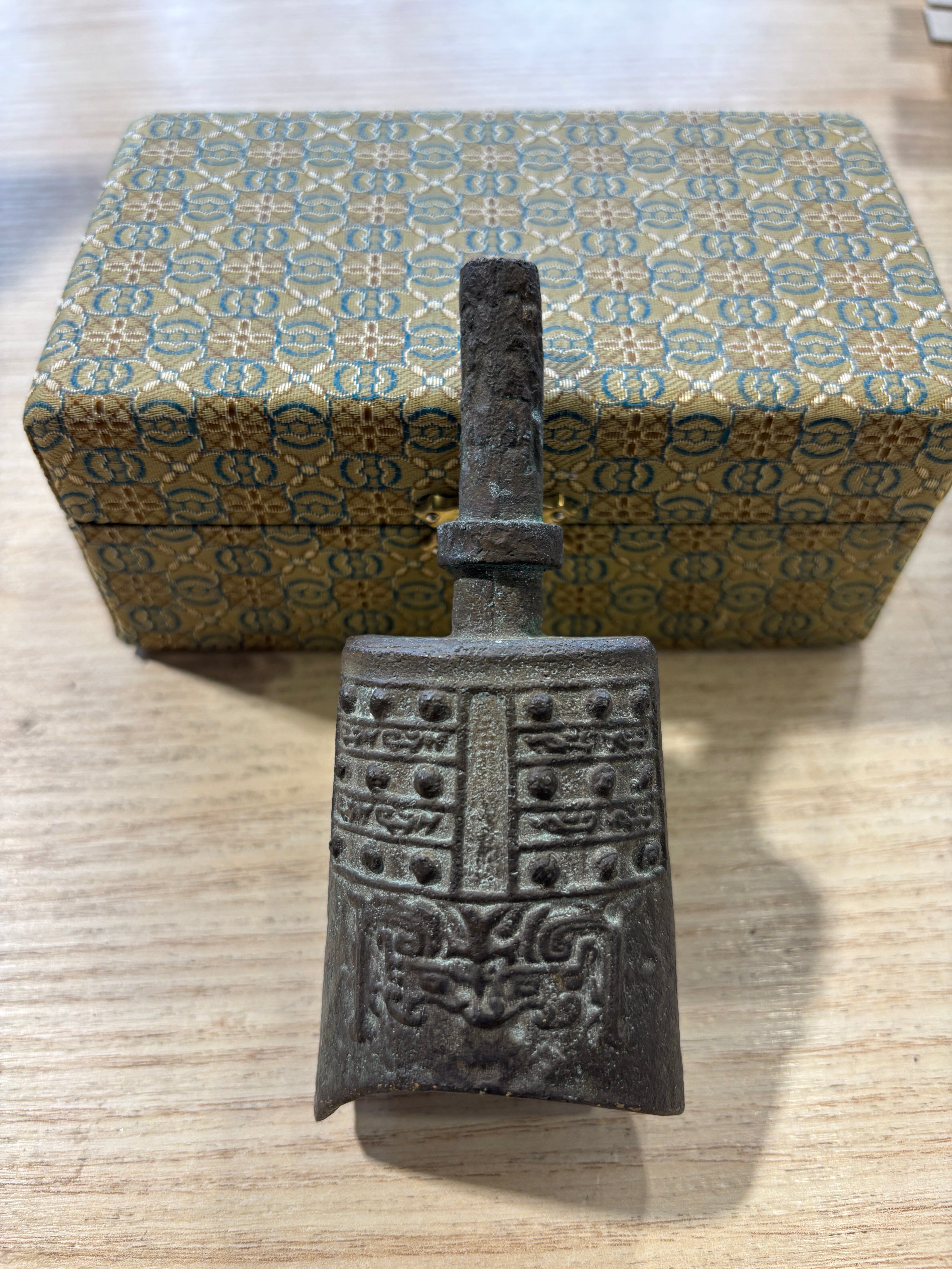 Chinese archaistic bronze bell USED PERCUSSION Not specified 