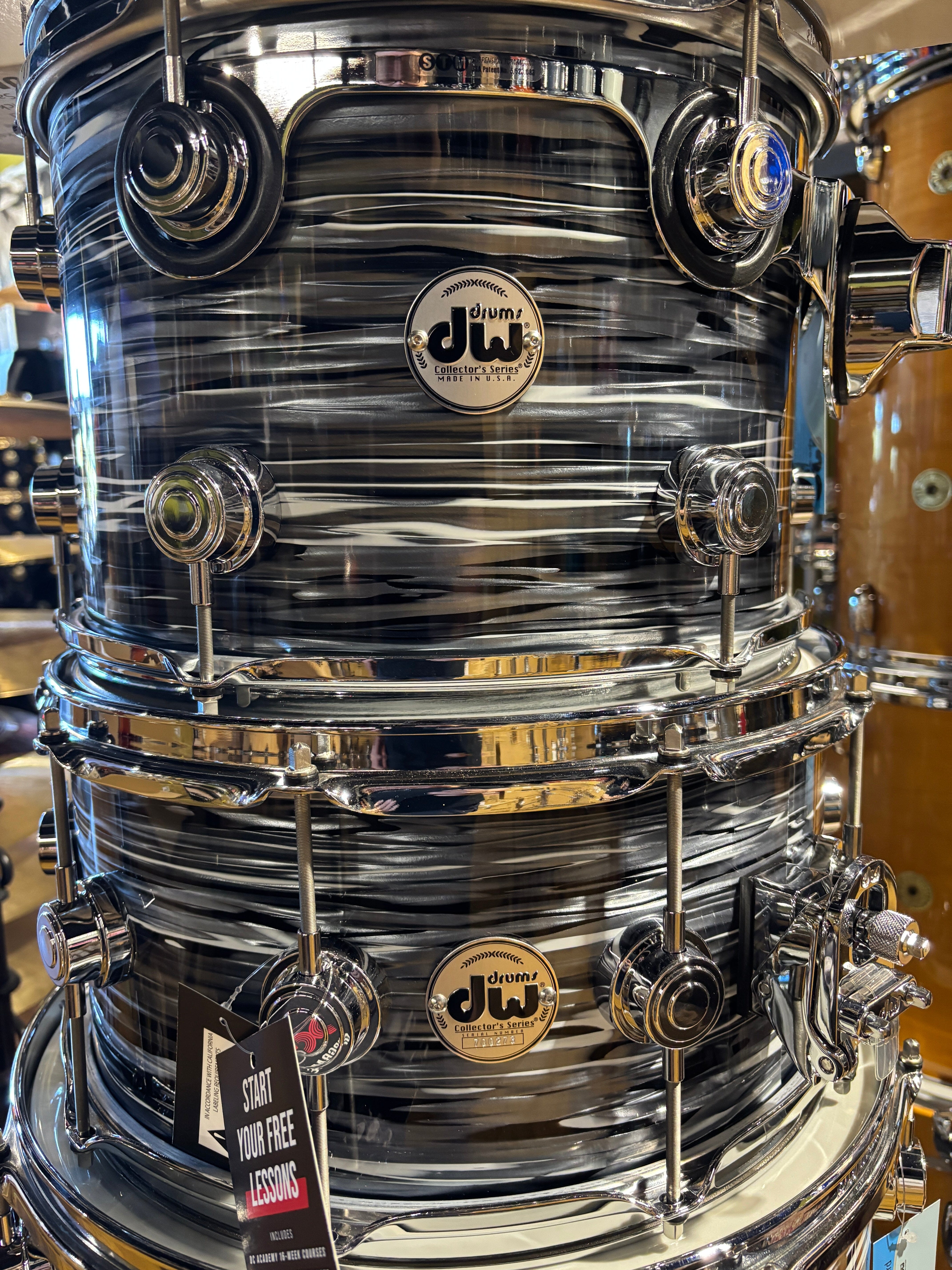 DW Black Oyster Maple/Mahogany 4pc 13/16/22/snare CONSIGNMENT DRUM KIT DW 