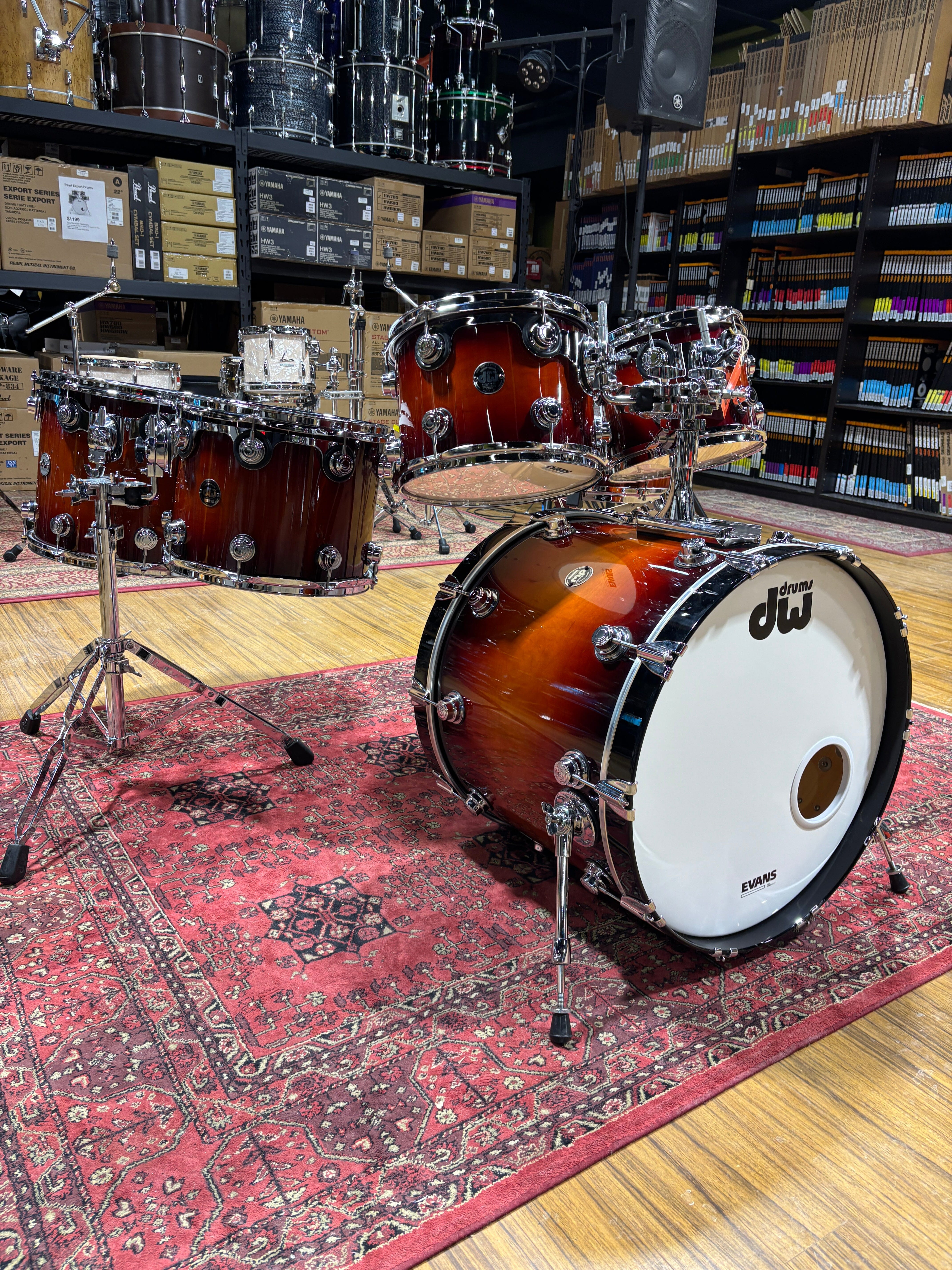 DW Collectors Maple Amber Tobacco Burst 2001 CONSIGNMENT DRUM KIT DRUM WORKSHOP INC 