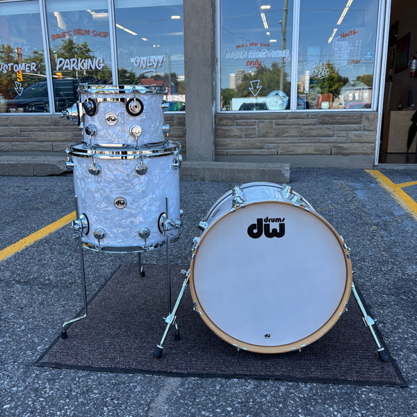 DW Collector’s Series Maple 3-Piece Drum Kit – Classic White Marine Pearl Used USED DRUM KIT DW 