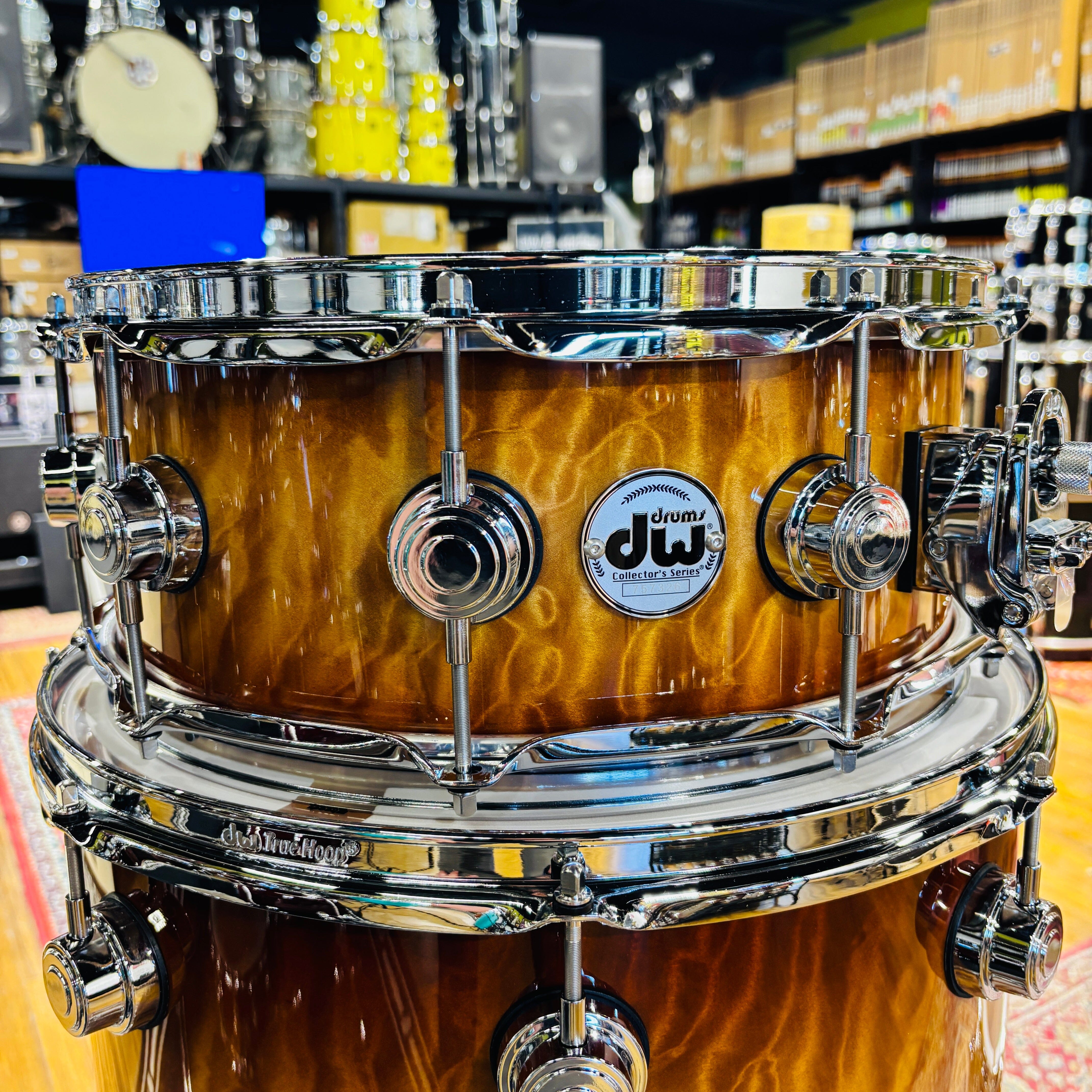 DW Quilted Maple Almond Burst Snare (DR365514SSC) NEW SNARE DRUMS DW 