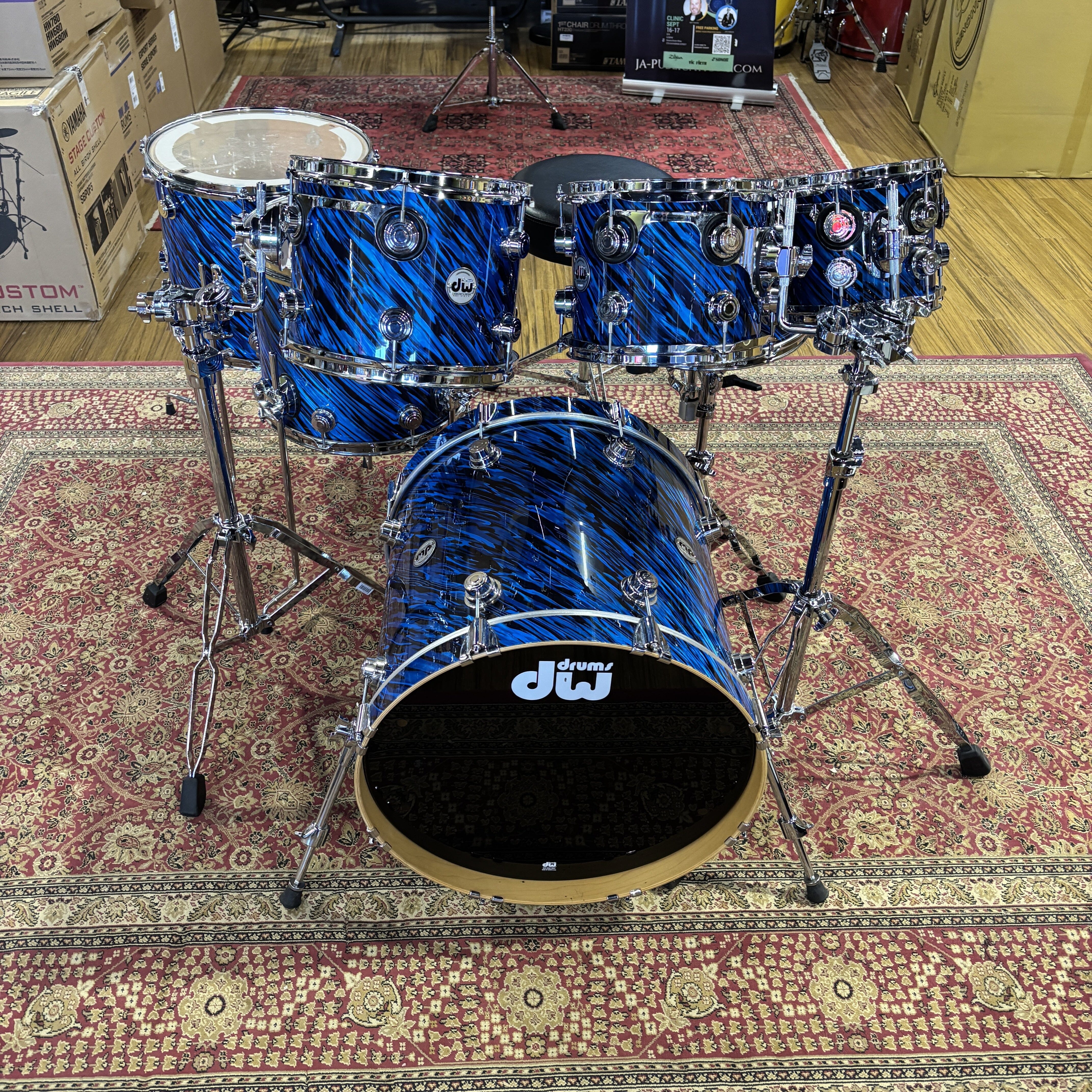 DW Twisted Blue Onyx 7pc Collectors Maple Kit USED DRUM KIT DW 