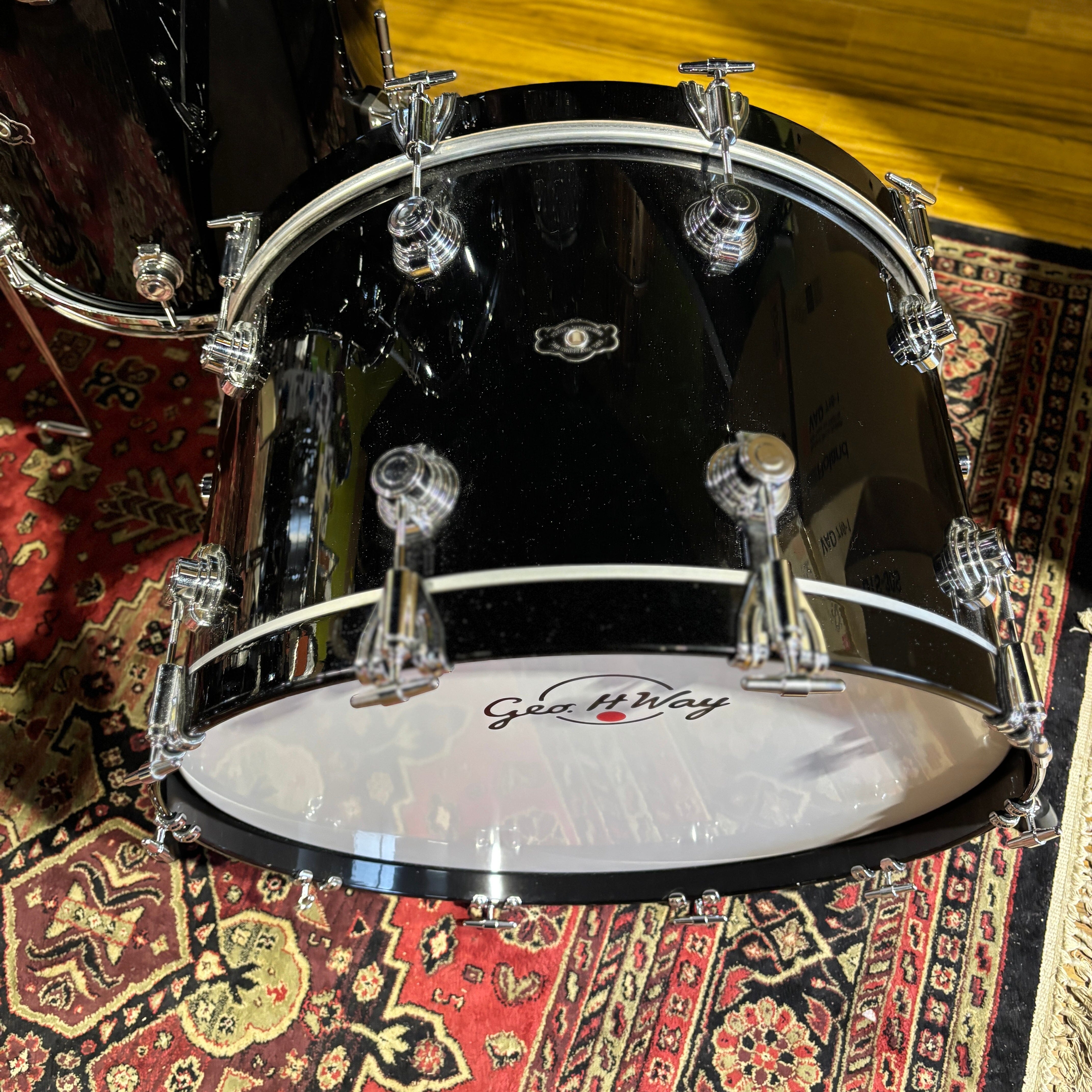 George Way Aristocrat Maple in Black Lacquer CONSIGNMENT DRUM KIT George Way 