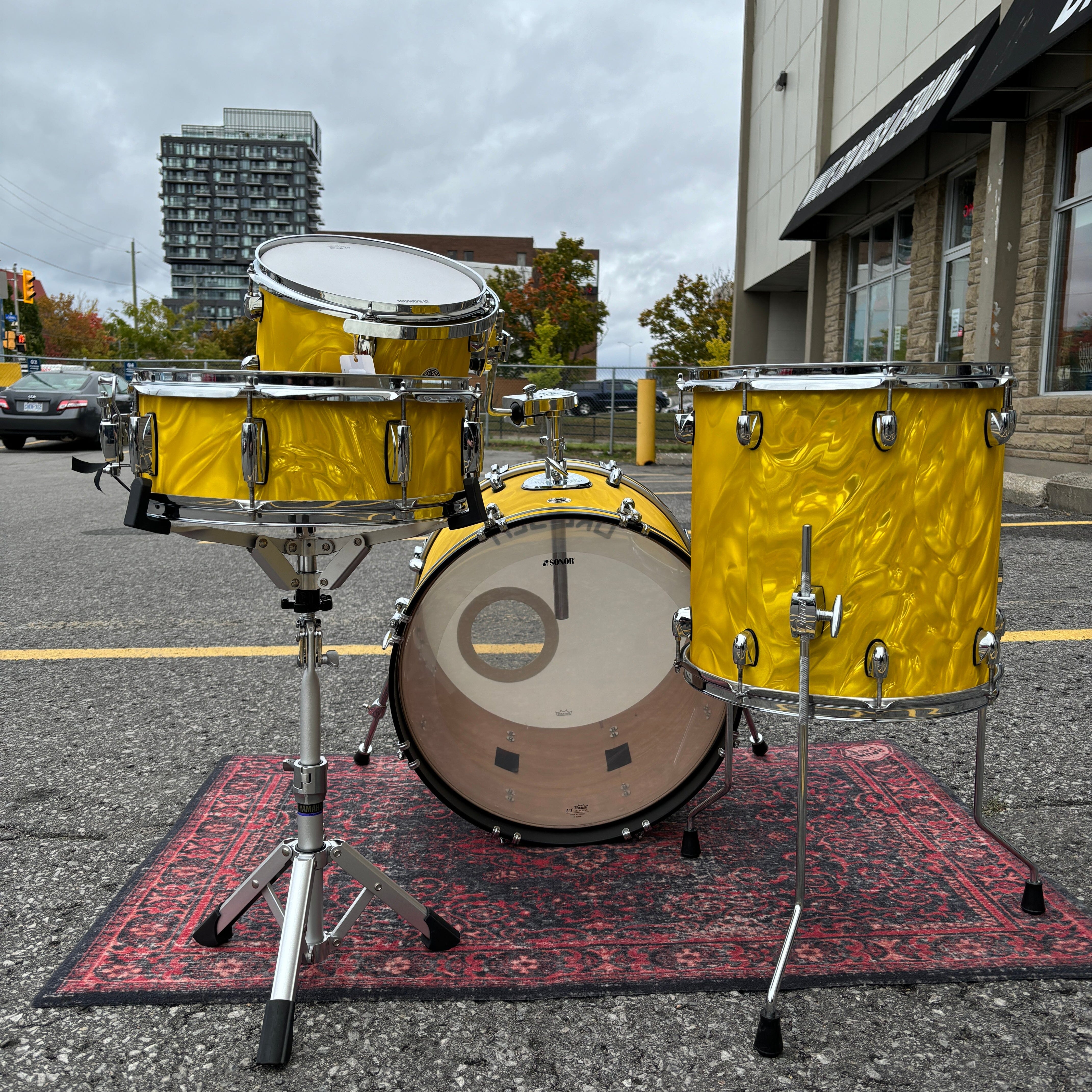 Gretsch Catalina Club Yellow Satin Flame USED DRUM KIT GRETSCH 