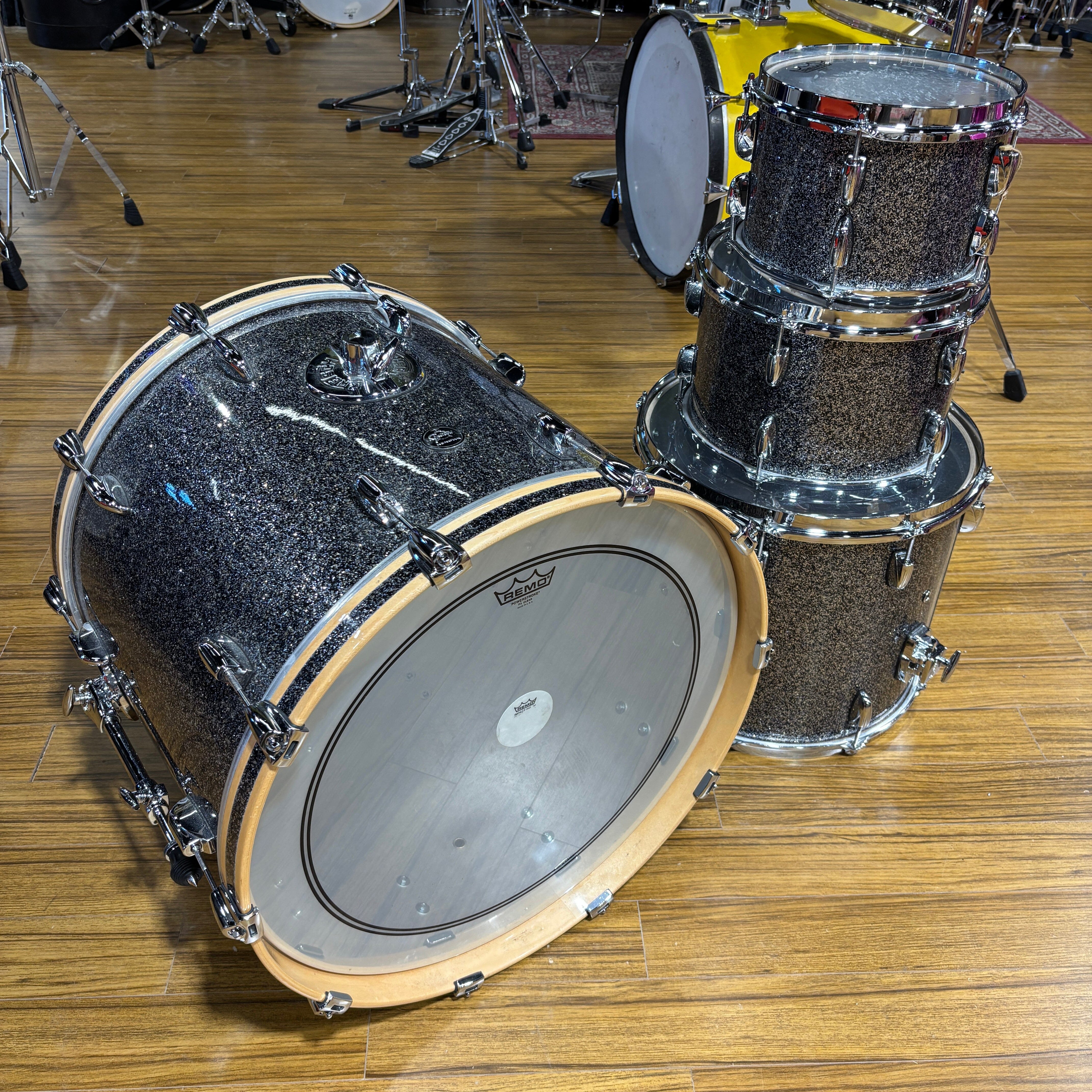 Gretsch Renown 10/12/16/22 Blue Metal Sparkle CONSIGNMENT DRUM KIT GRETSCH 