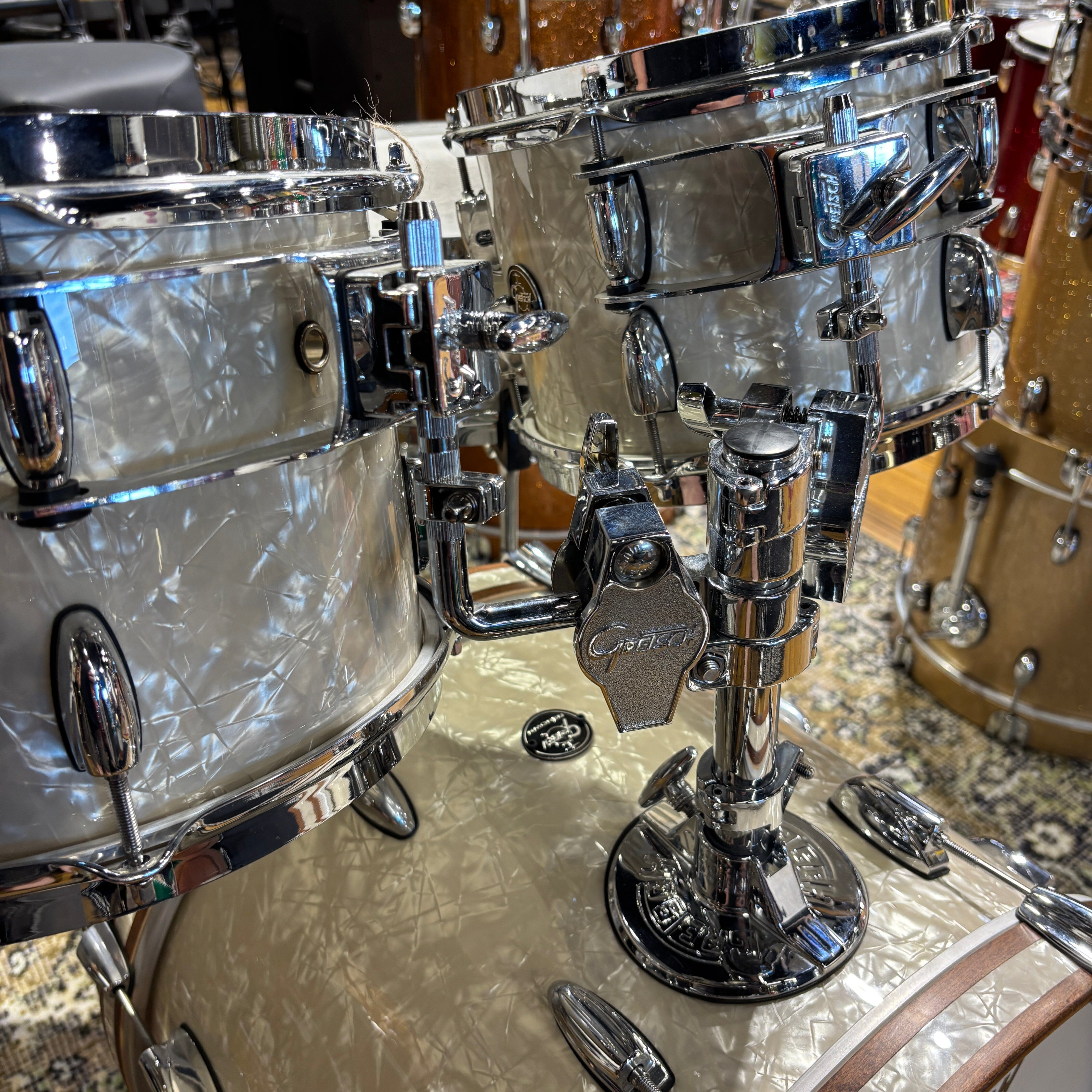 Gretsch Renown RN2 7-Piece Drum Kit Vintage Pearl USED DRUM KIT GRETSCH 