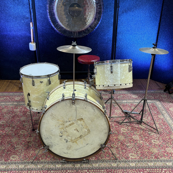 Leedy 1948 Broadway New Yorker w/Snare White Pearl CONSIGNMENT DRUM KIT Leedy 