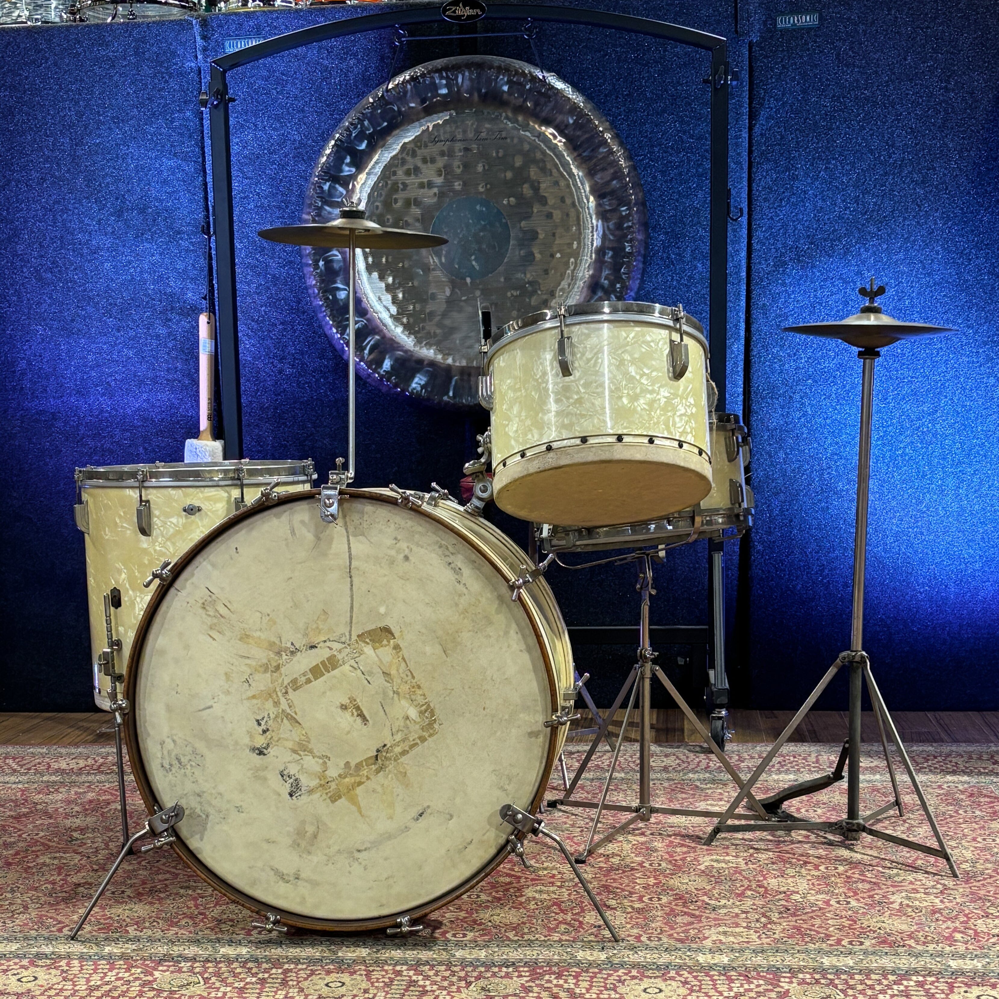 Leedy 1948 Broadway New Yorker w/Snare White Pearl CONSIGNMENT DRUM KIT Leedy 