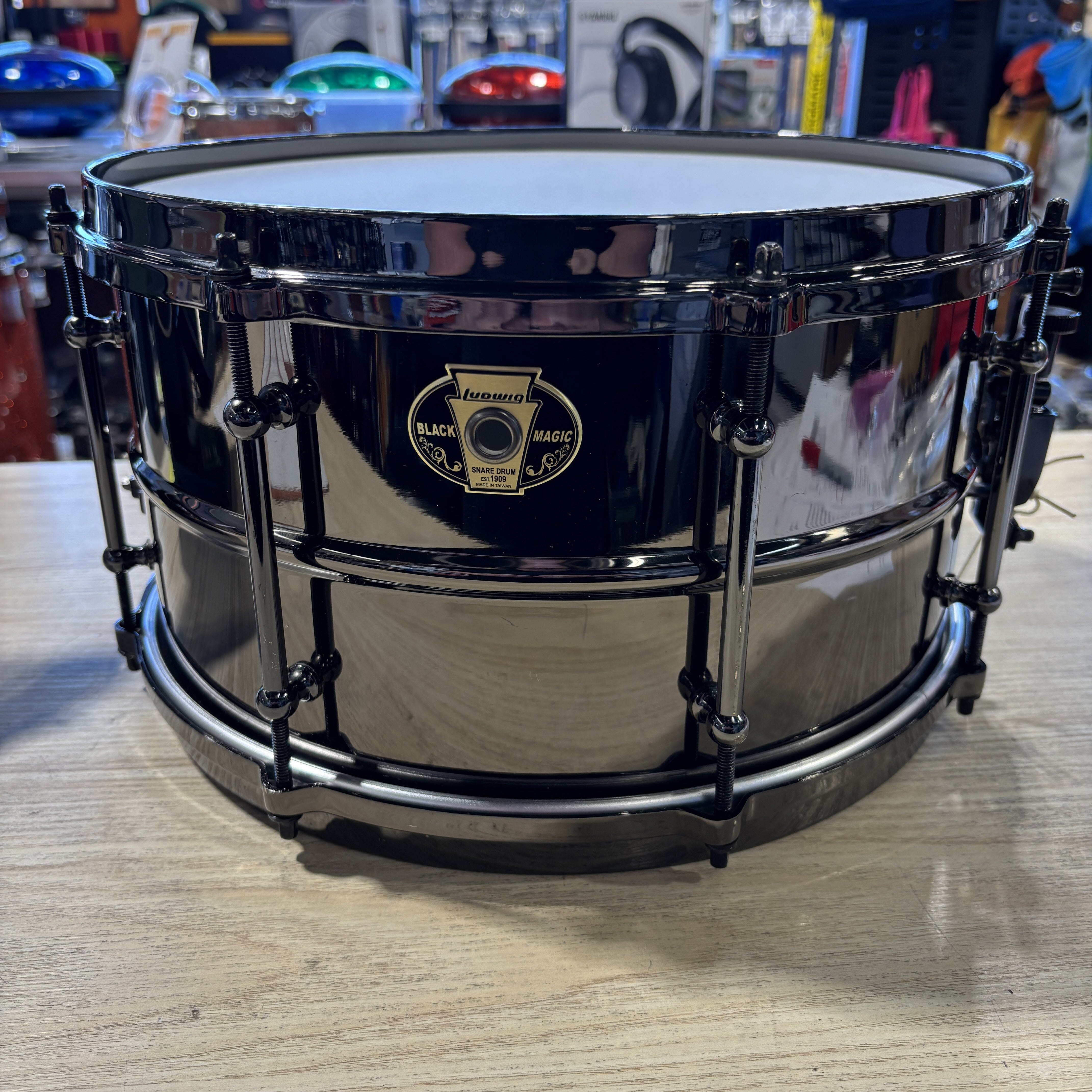 Ludwig Black Magic 13 x 7 Snare Drum – Black Nickel over Brass USED SNARE DRUMS LUDWIG 