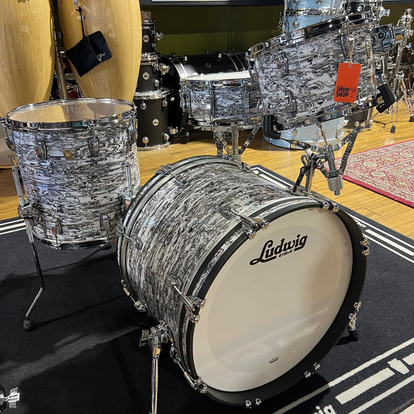 Ludwig Classic Maple 3pc Downbeat DrumLudwig Classic Maple 3pc Downbeat Drum  