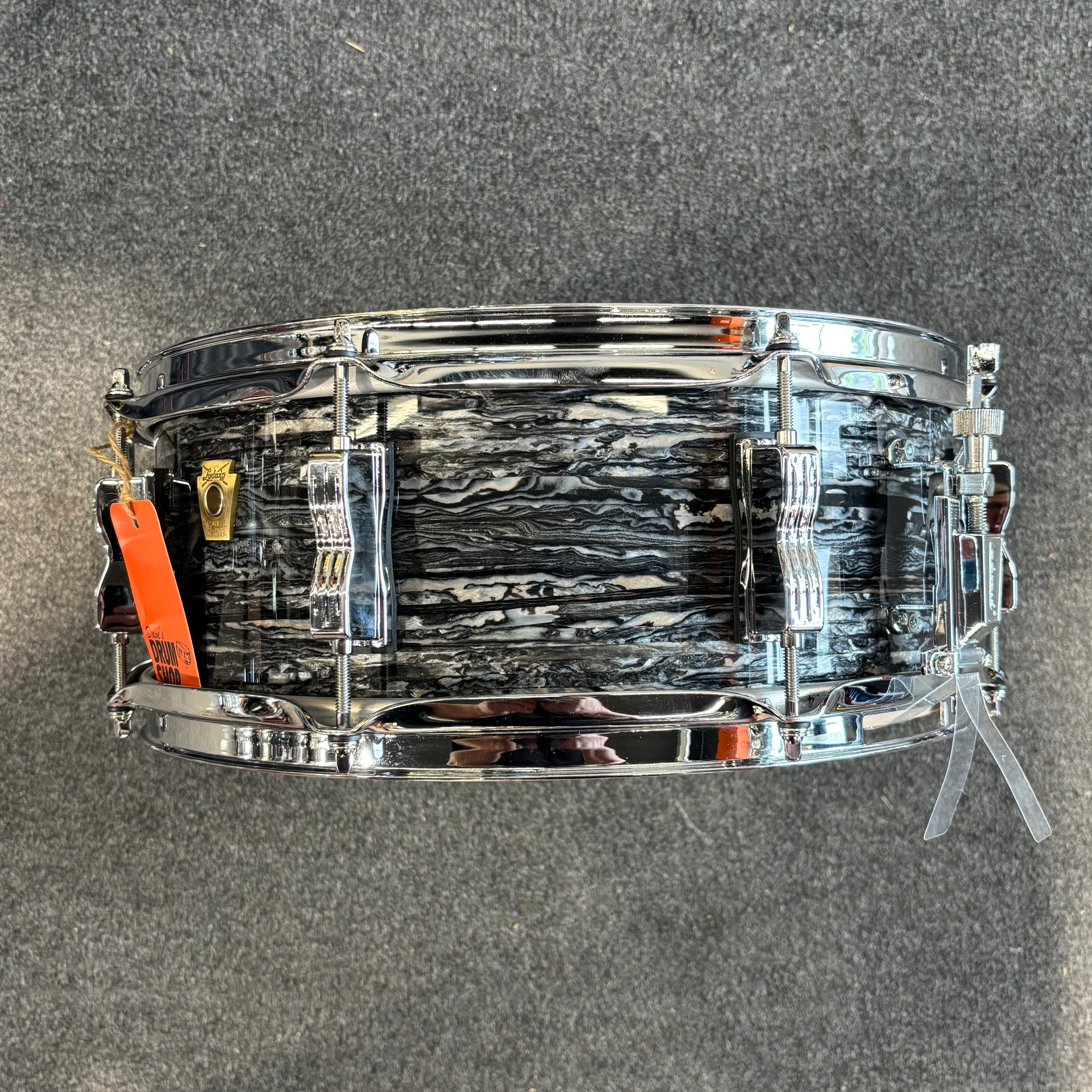 Ludwig Classic Maple Snare 5.5 x 14 Black Oyster USED SNARE DRUMS LUDWIG 