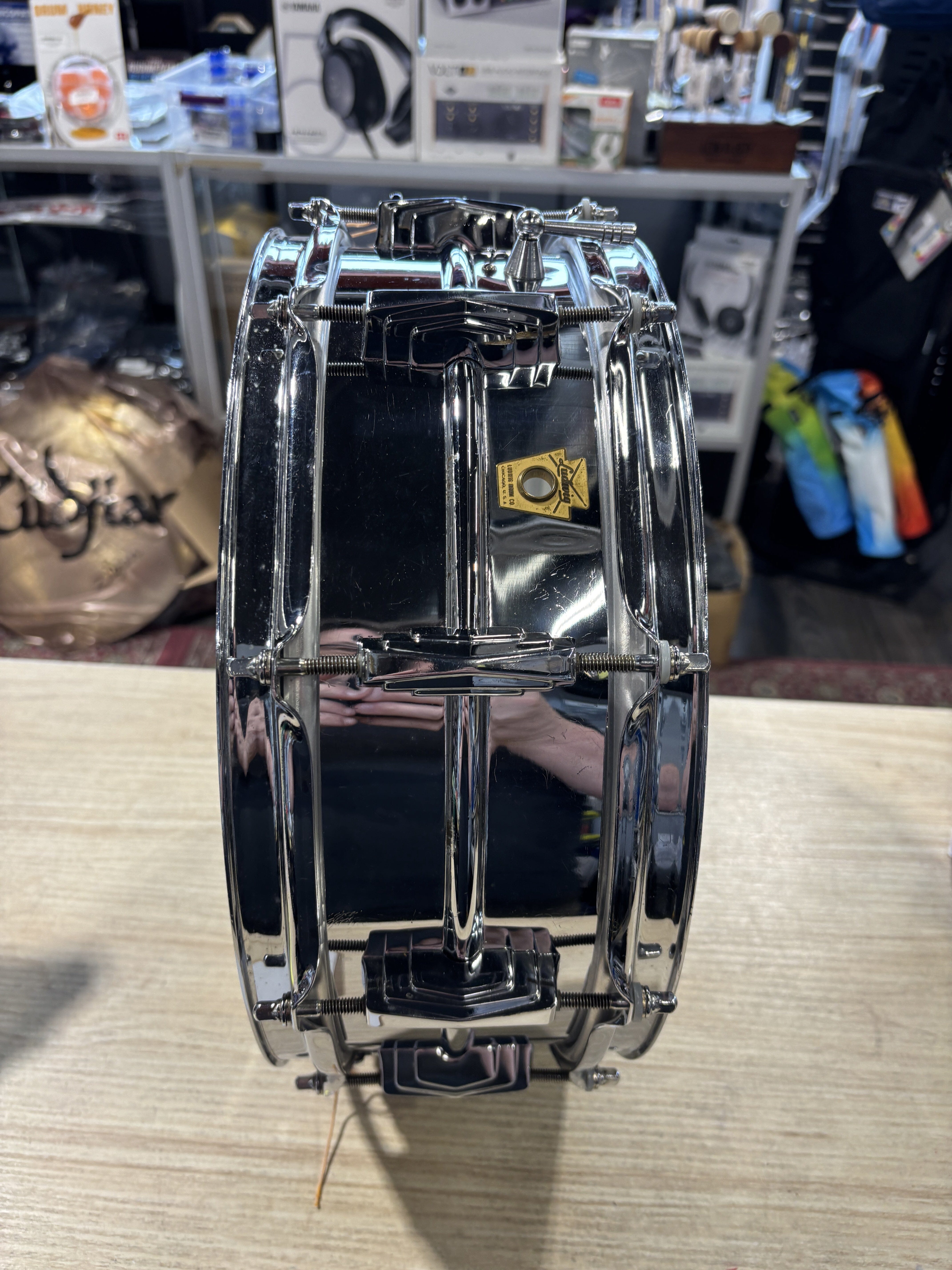 Ludwig No. 400 “Super Ludwig” 5x14 Chrome Over Brass Snare Drum USED SNARE DRUMS LUDWIG 