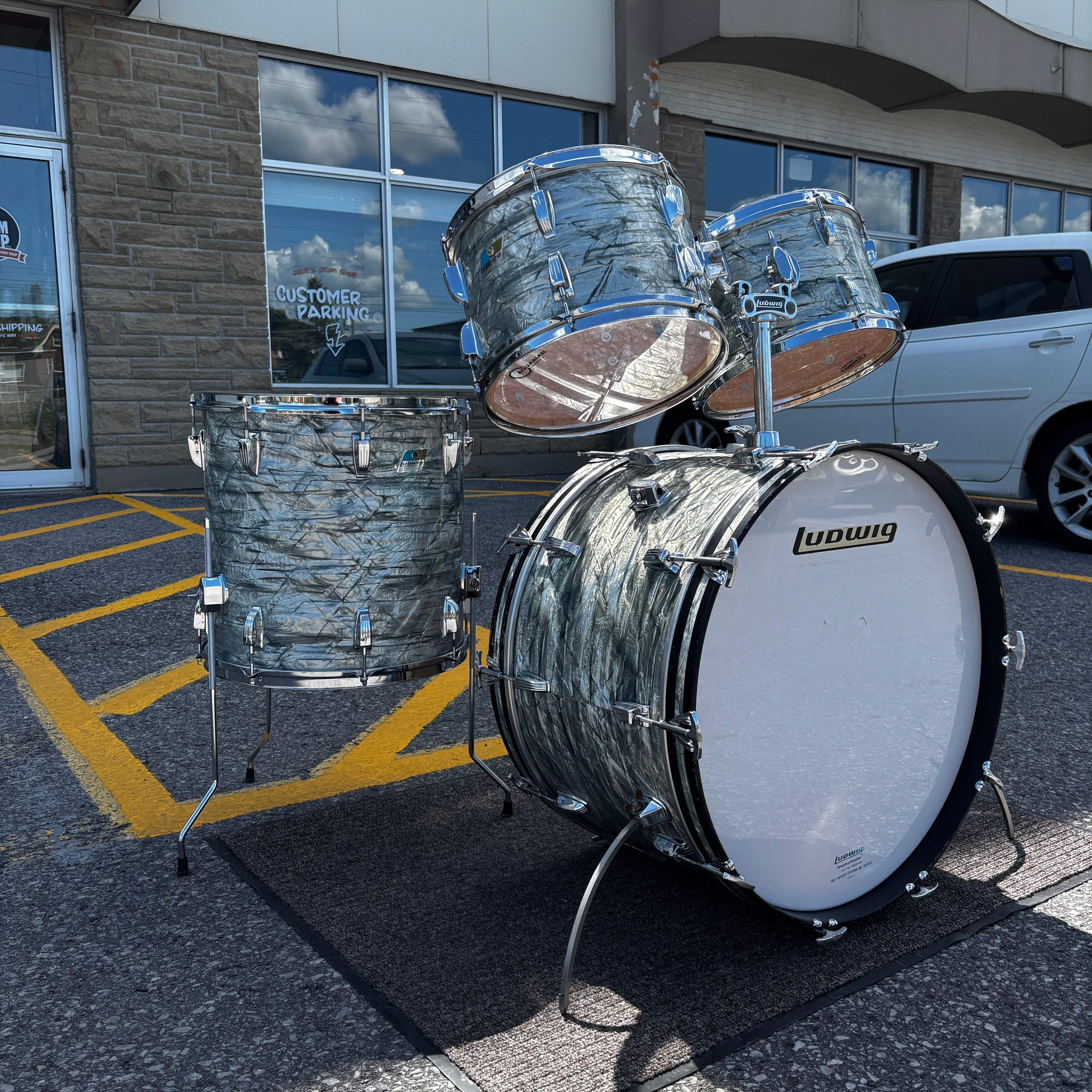 Ludwig Sky Blue Pearl 24/12/13/16 CONSIGNMENT DRUM KIT LUDWIG 