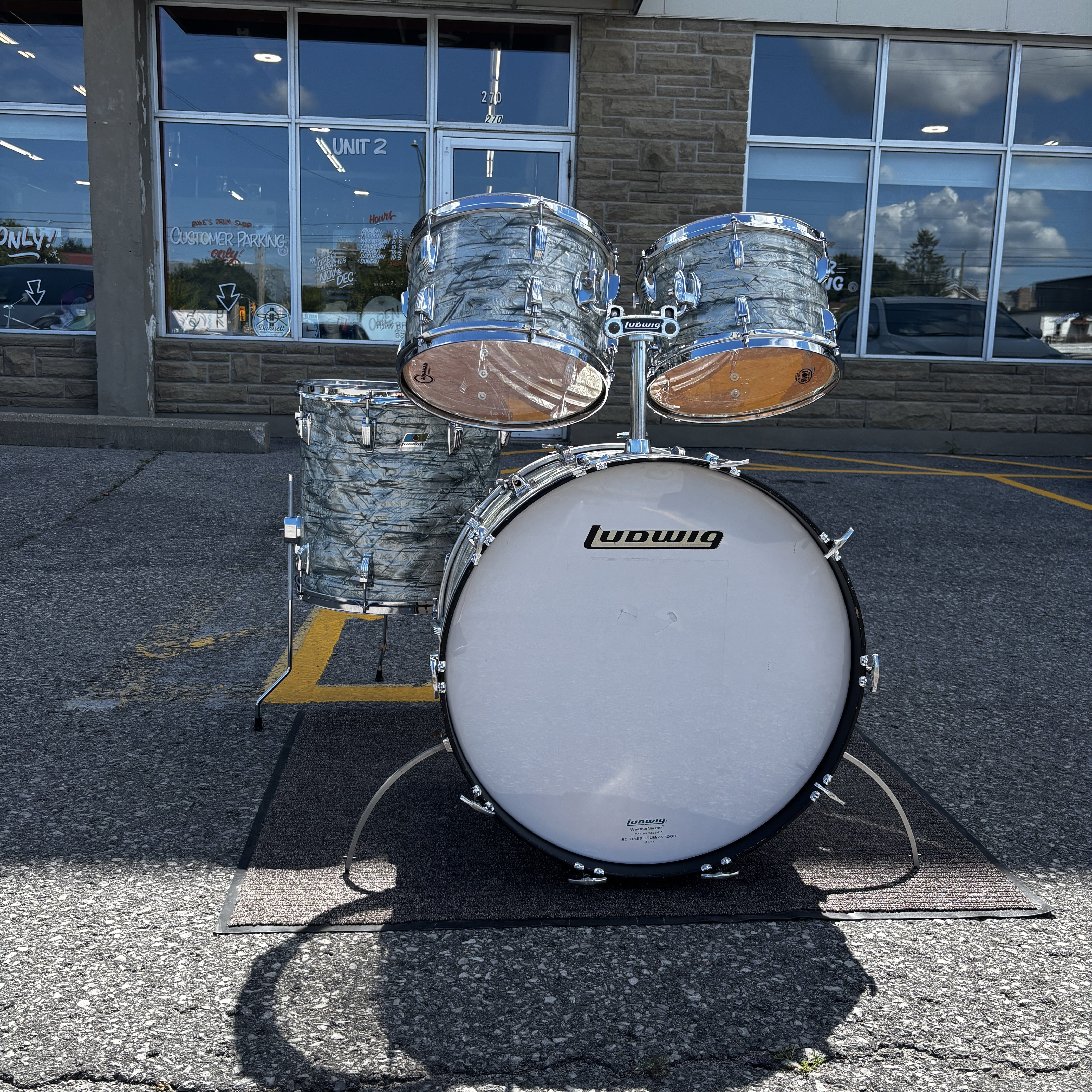 Ludwig Sky Blue Pearl 24/12/13/16 CONSIGNMENT DRUM KIT LUDWIG 