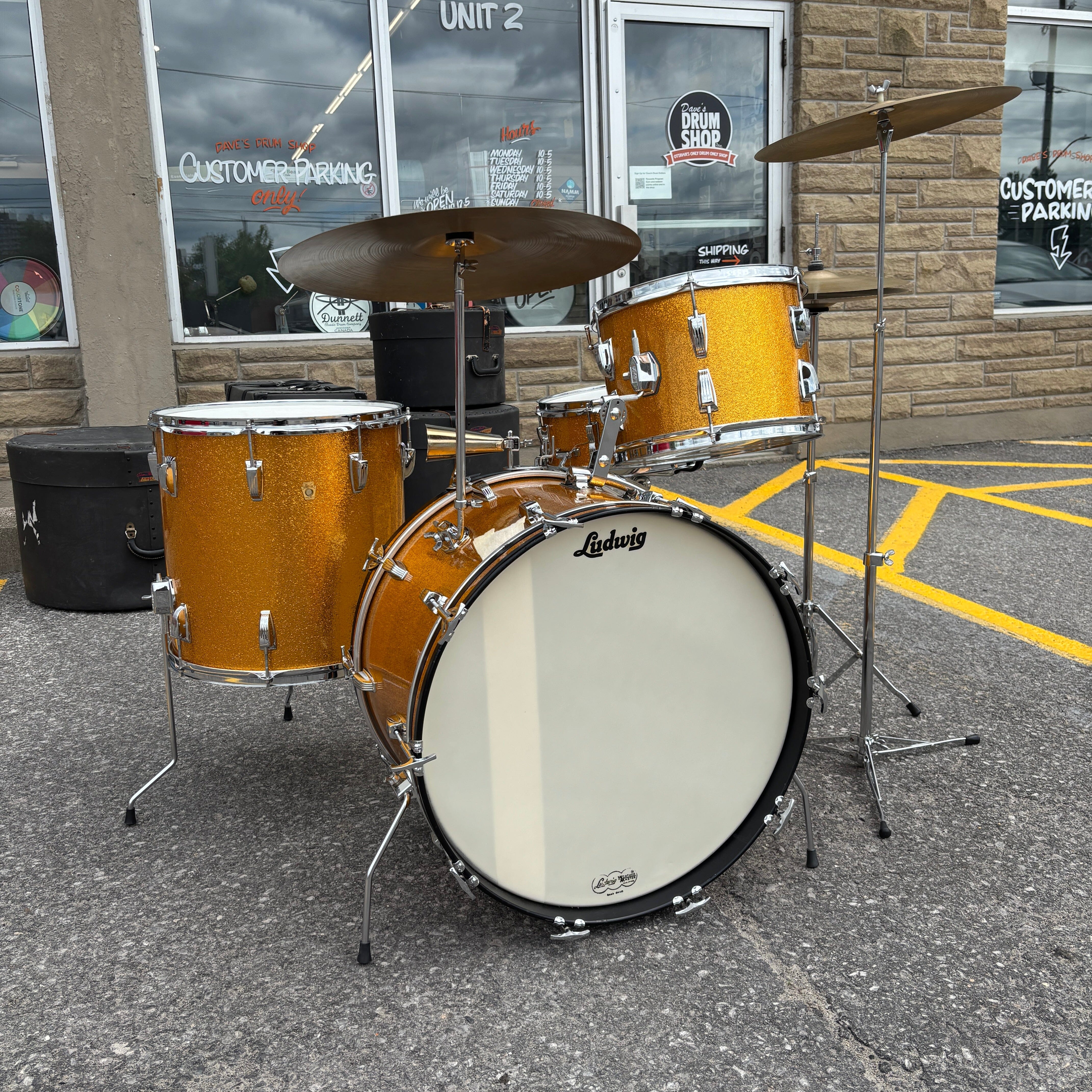 Ludwig Super Classic Gold Sparkle 1966 Collector Grade CONSIGNMENT DRUM KIT LUDWIG 