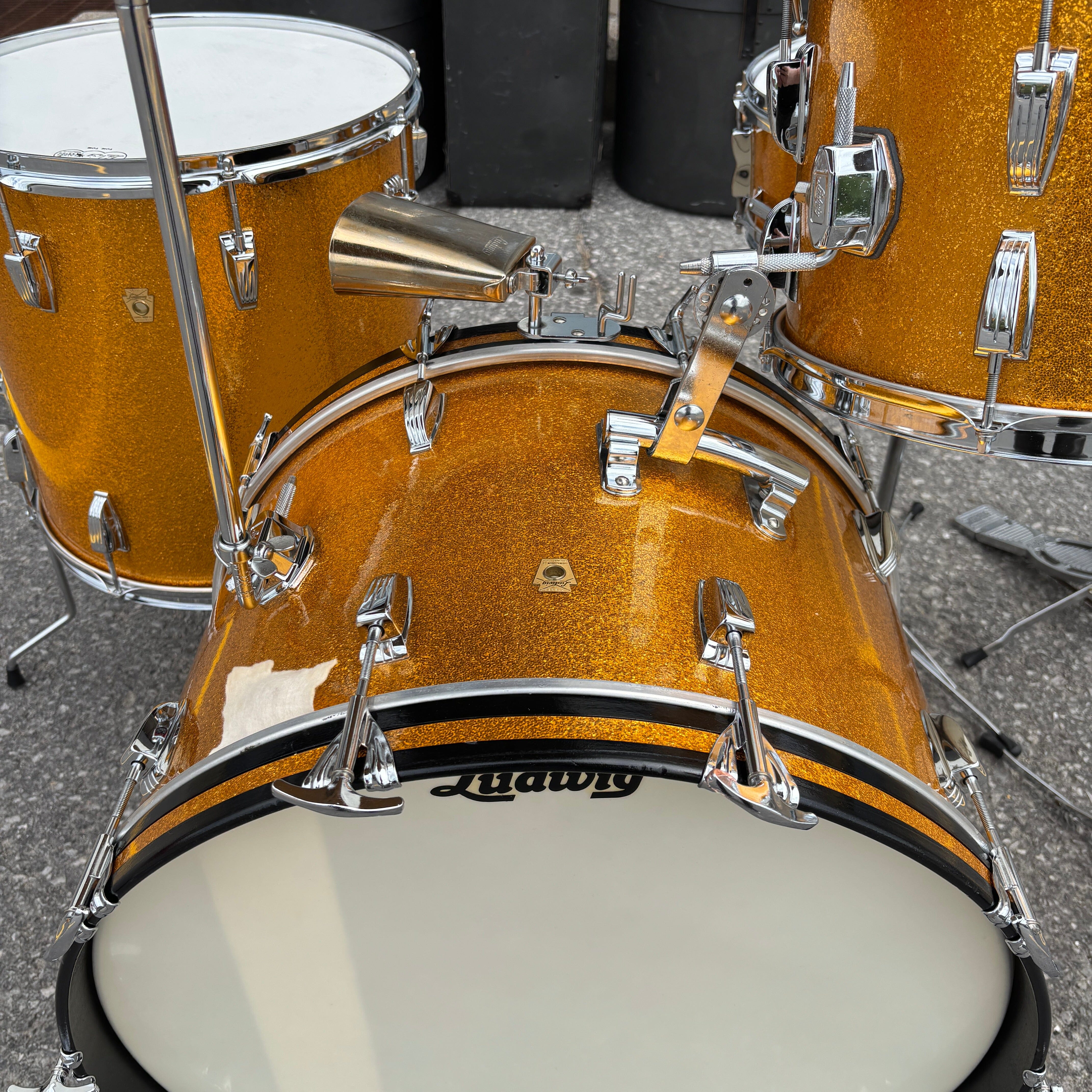 Ludwig Super Classic Gold Sparkle 1966 Collector Grade CONSIGNMENT DRUM KIT LUDWIG 