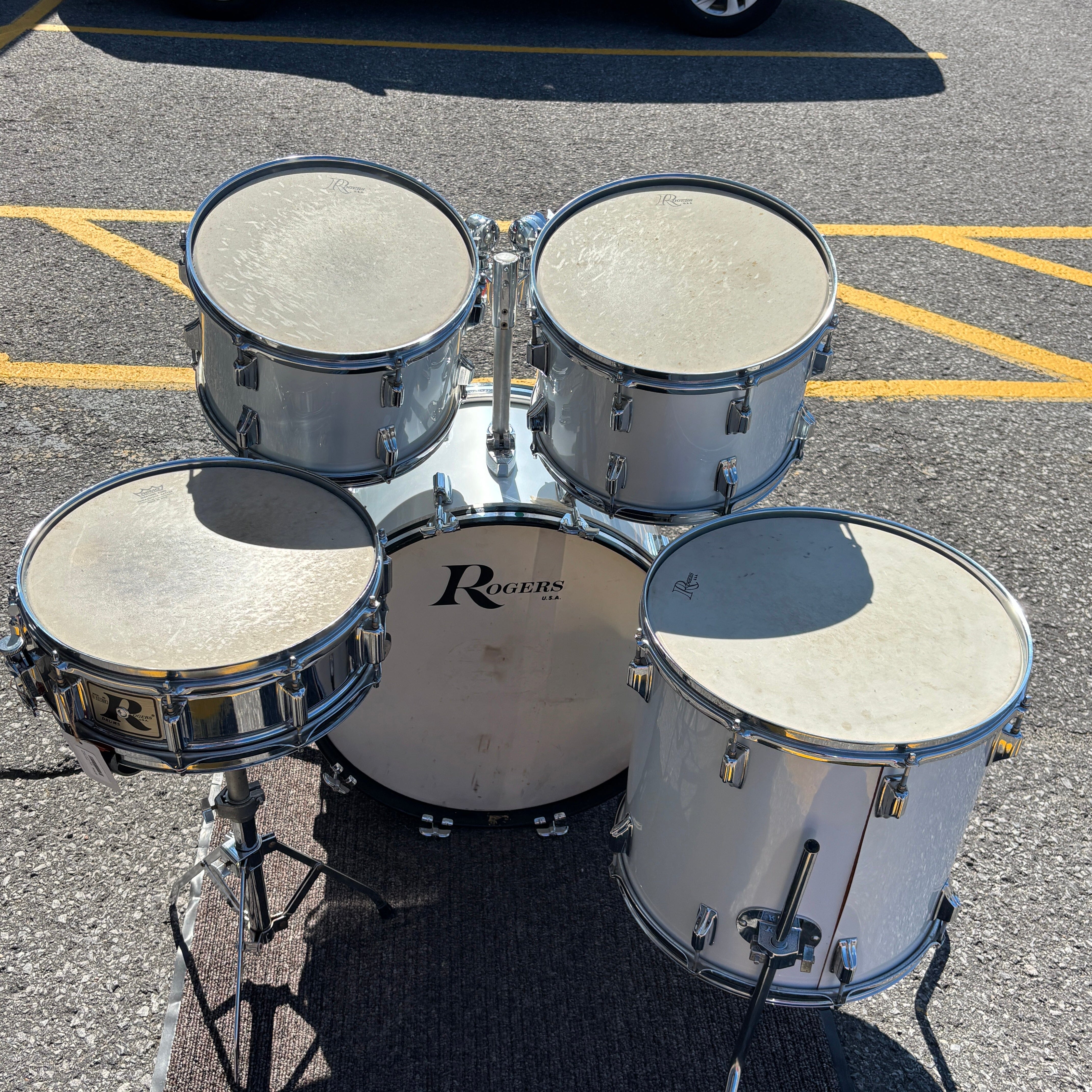 Rogers 1977/78 Metallic Silver 13/14/16/22 USED DRUM KIT Rogers 