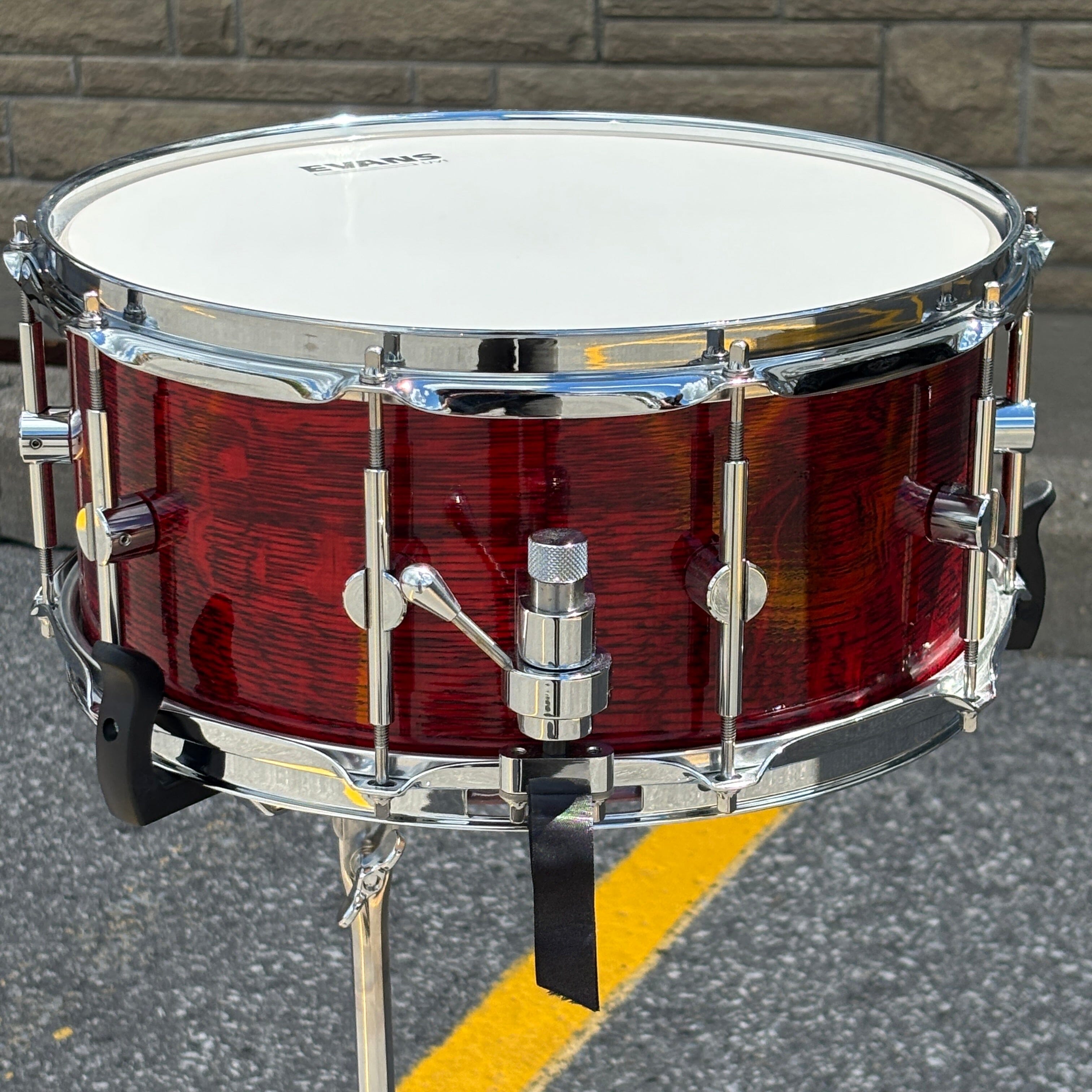Unix Snares 6.5 x 14 Red Lacquer Solid Shell Steam Bent CONSIGNMENT DRUM KIT Unix 