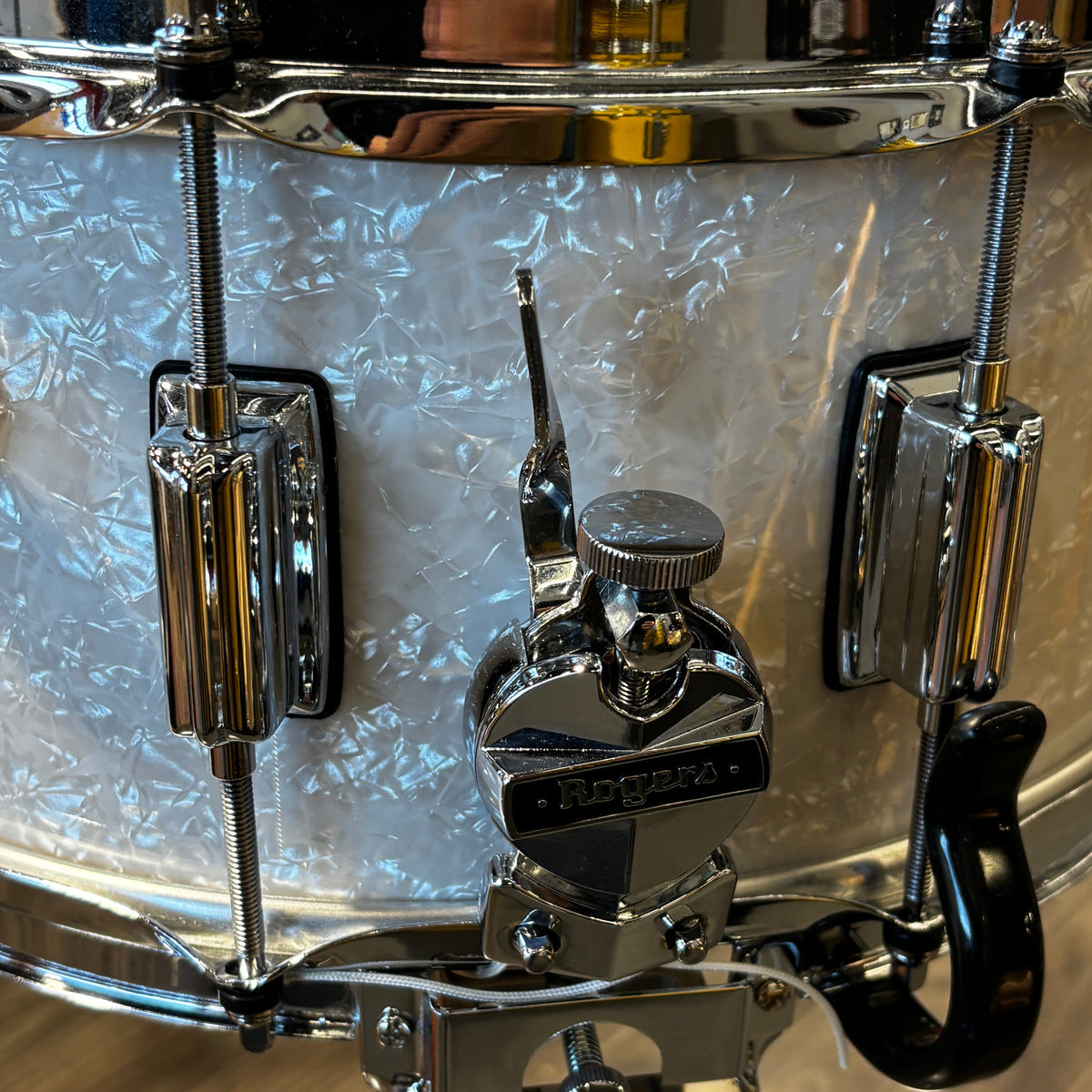 Used Rogers Dyna-Sonic 6.5 x 14 Snare Drum White Marine Pearl USED SNARE DRUMS Rogers USA 