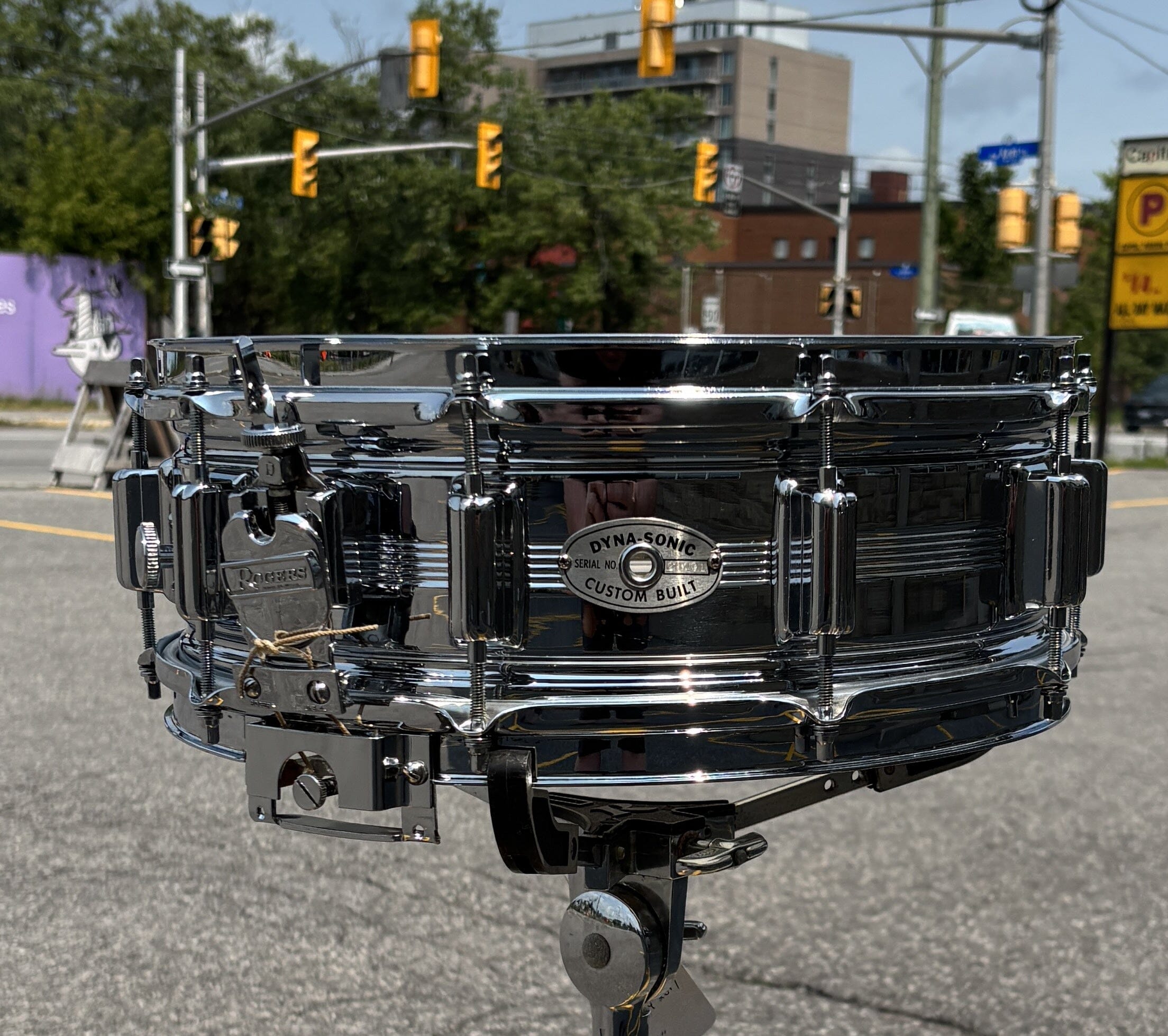 Vintage 1968–69 Rogers Dyna-Sonic 5x14" Chrome-Over-Brass Snare Drum USED SNARE DRUMS Rogers 