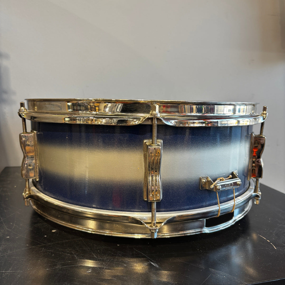 Vintage Ludwig Pioneer 5" x 14" Snare Drum – Blue/Silver Duco – 1958–1960 Transition Badge USED SNARE DRUMS LUDWIG 