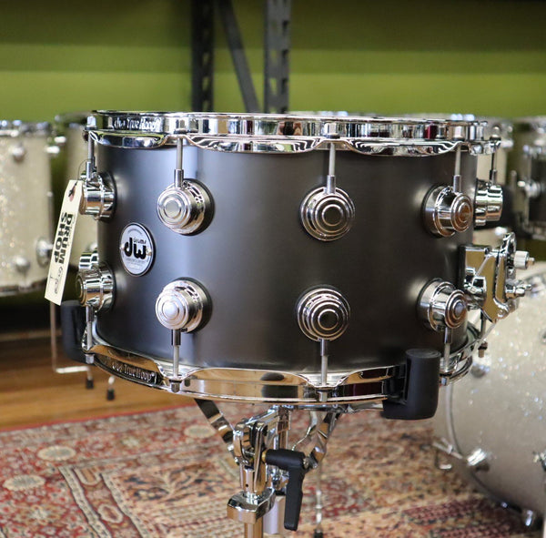 DW Collectors Satin Black Over Brass 8 x 14 Snare drum kit DW 