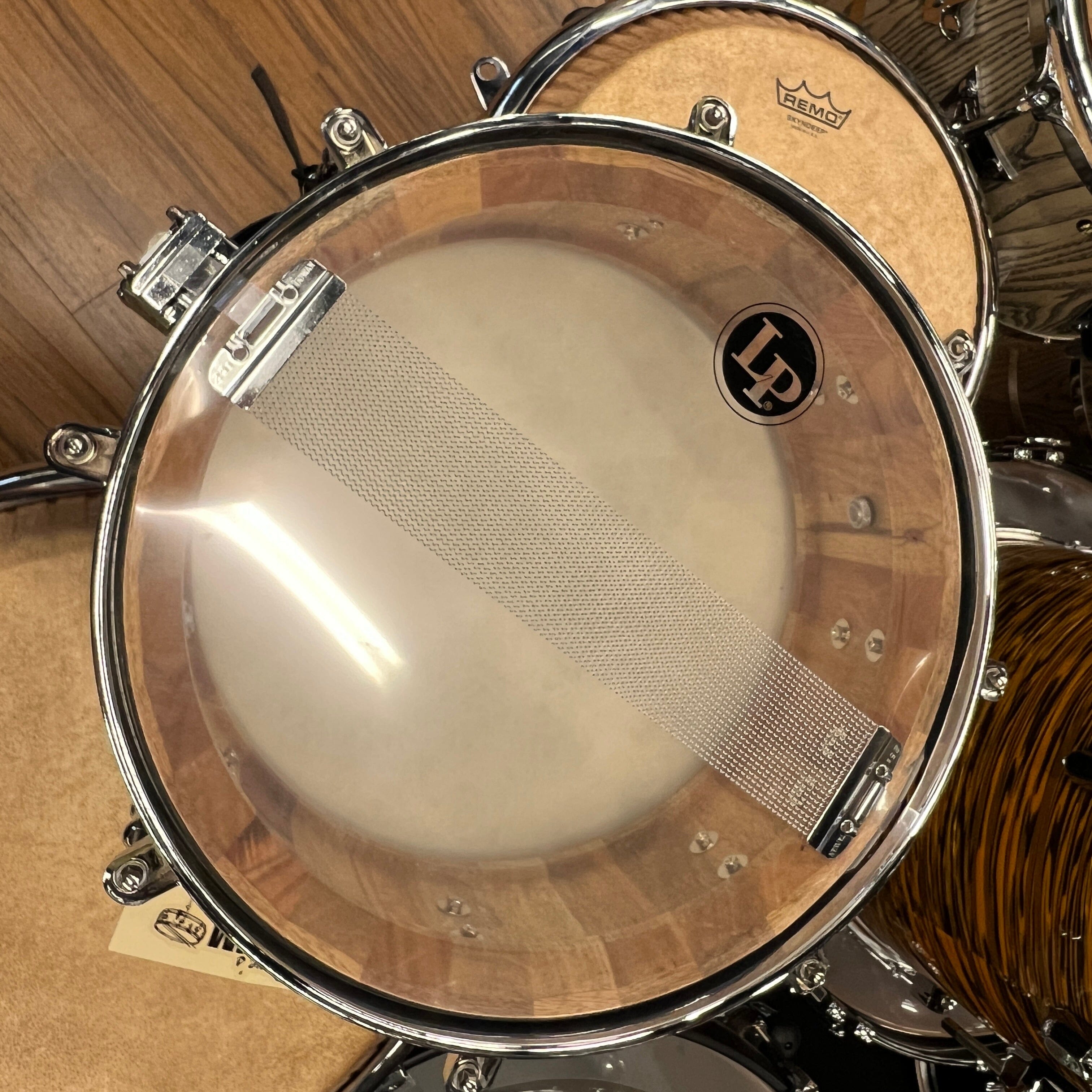 LP® PEDRITO MARTINEZ 5 ½” X 14” DEEP CUT MANGO HAND SNARE (LP5514-PM) drum kit LP 