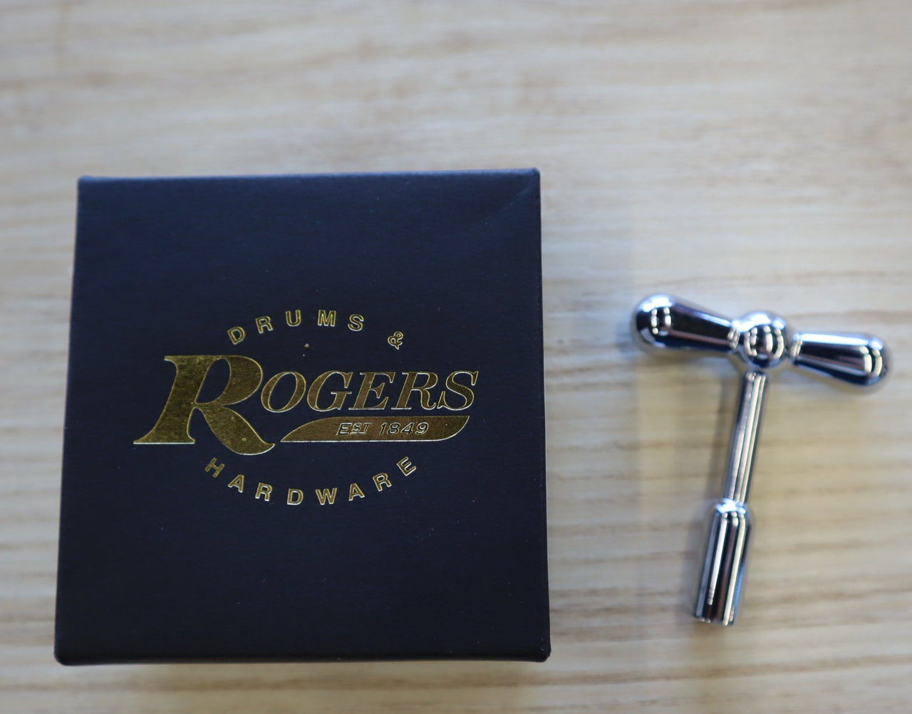 Rogers Bowtie Magnetic Drum Key with Display Box drum kit Rogers USA 