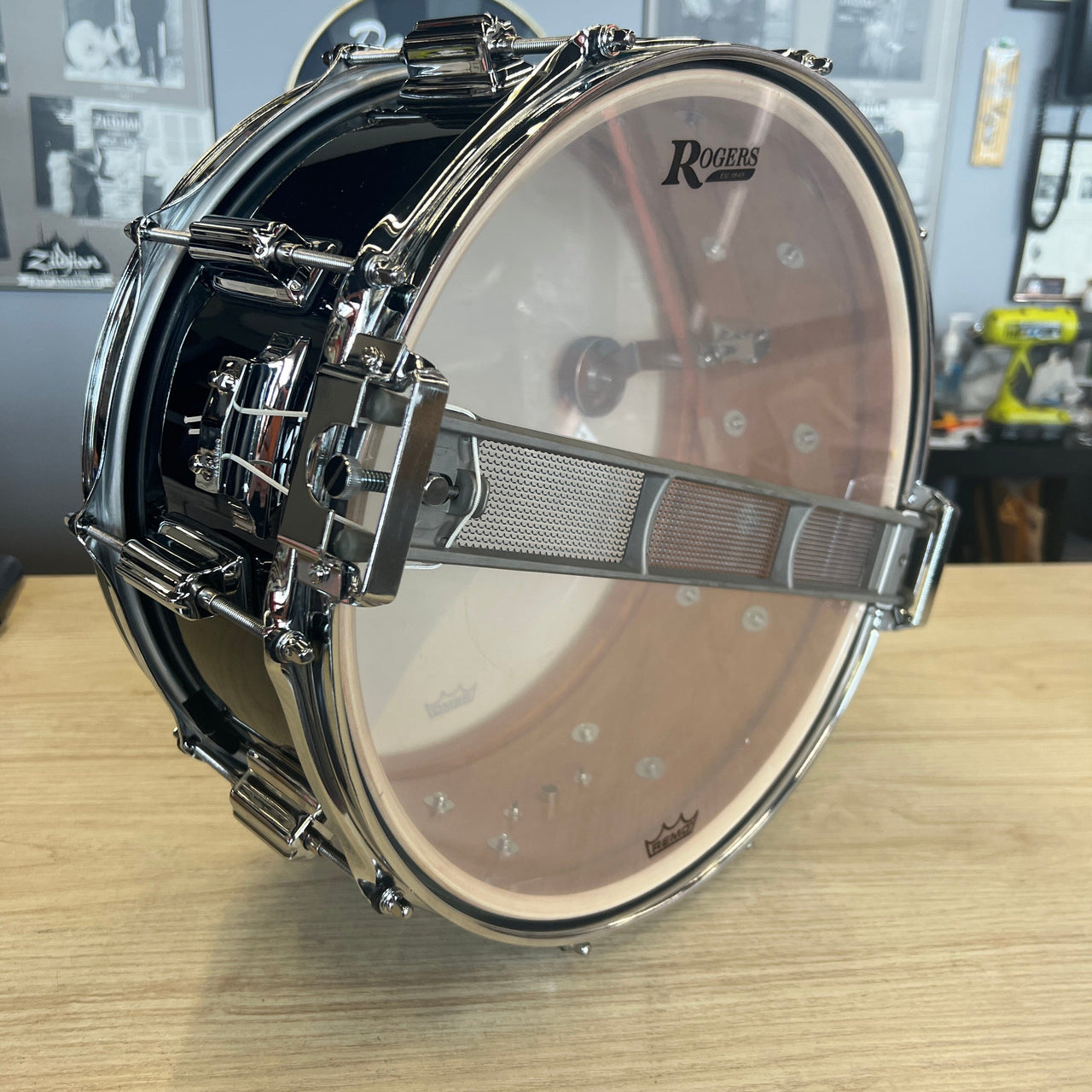Rogers USA Dynasonic Snare (37BKL) 6.5 x 14 Black Lacquer