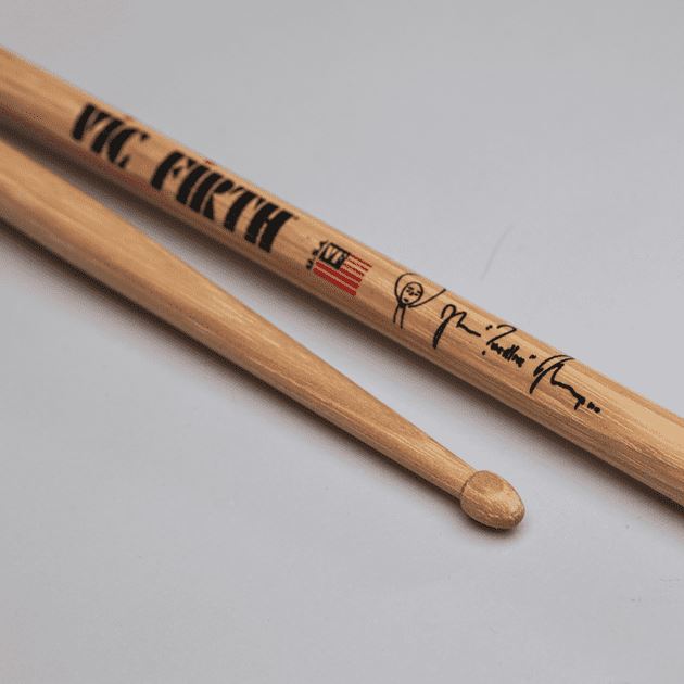 VIC FIRTH SIGNATURE SERIES: AHMIR "QUESTLOVE" THOMPSON NATURAL DRUM STICK Vic Firth 